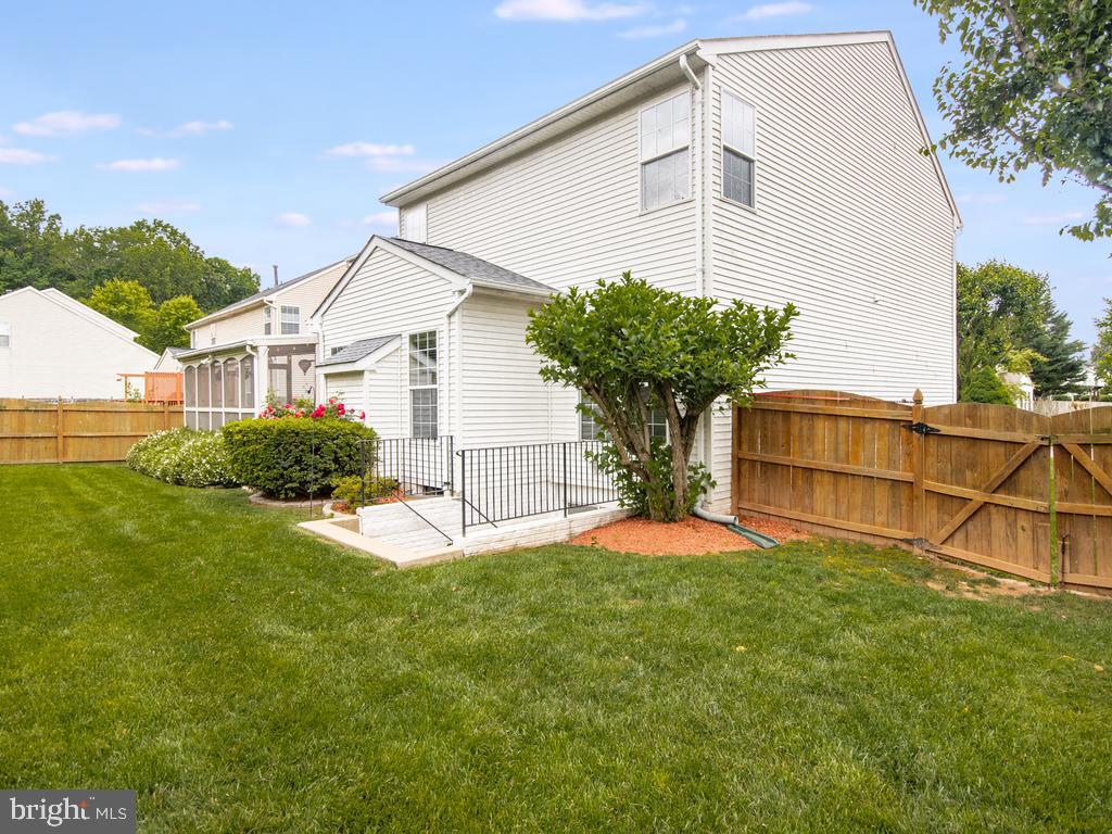 BLOOMS CROSSING - Residential