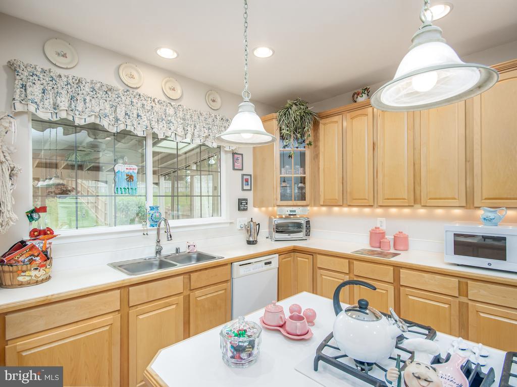 BLOOMS CROSSING - Residential