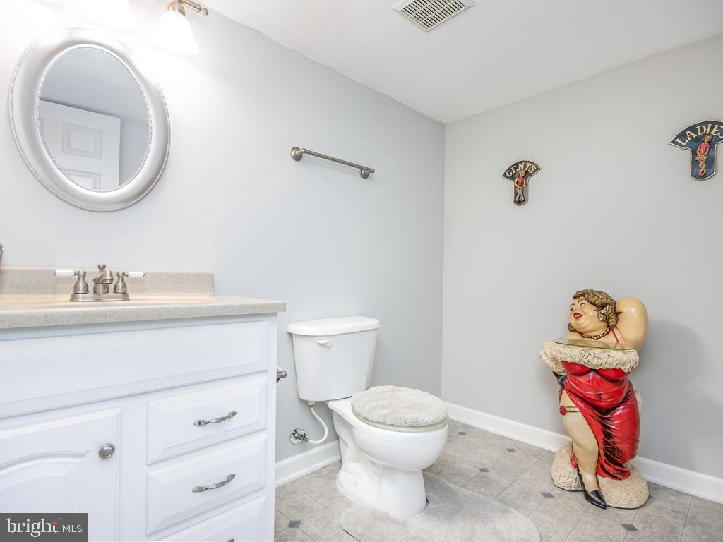 BLOOMS CROSSING - Residential