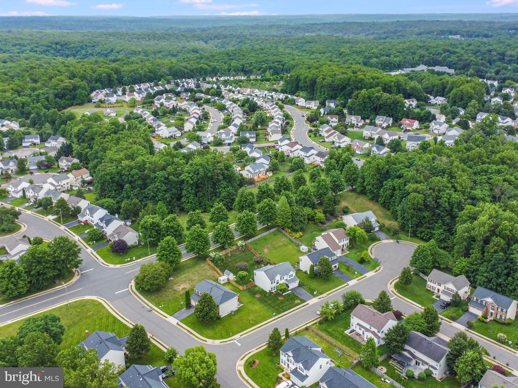 BLOOMS CROSSING - Residential