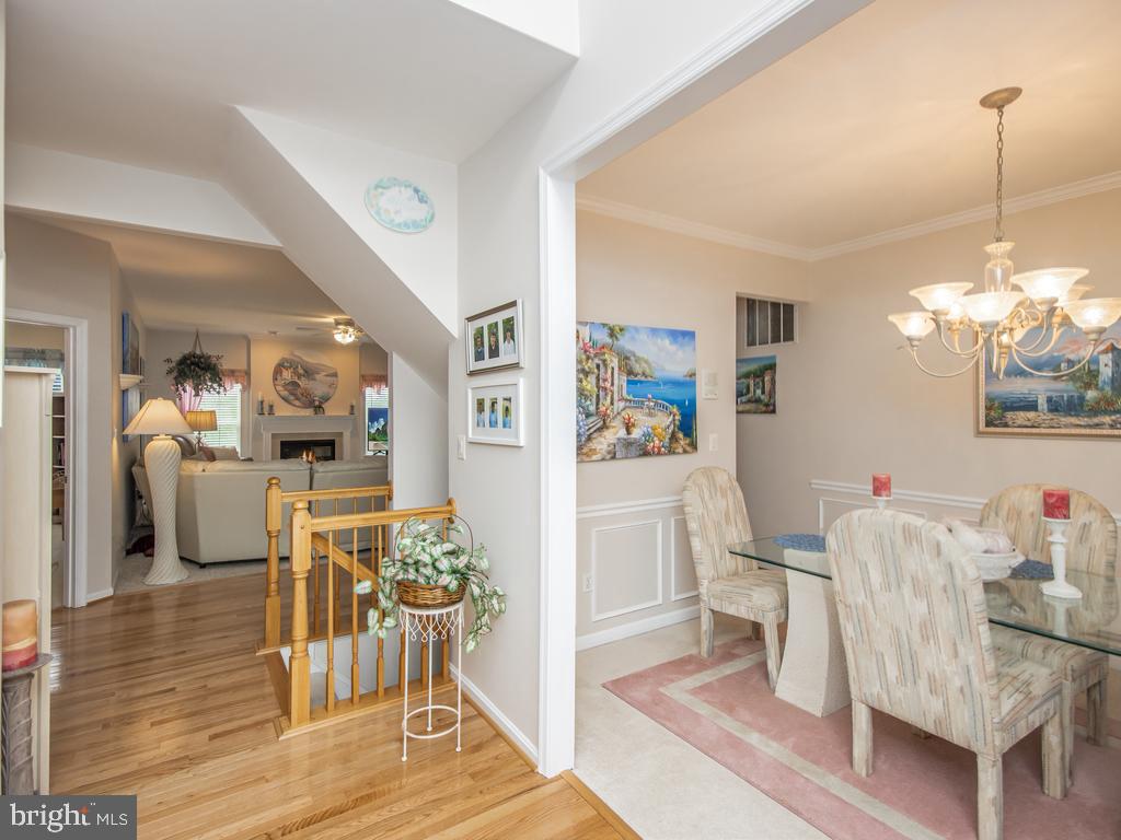 BLOOMS CROSSING - Residential