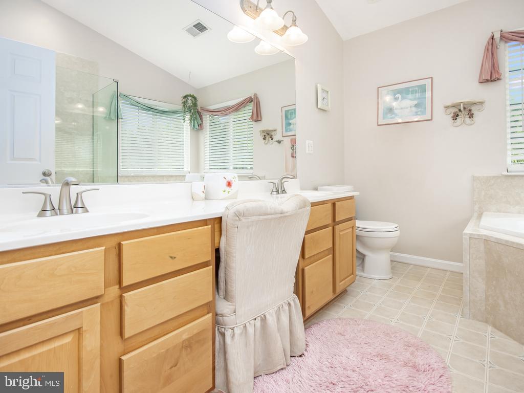 BLOOMS CROSSING - Residential