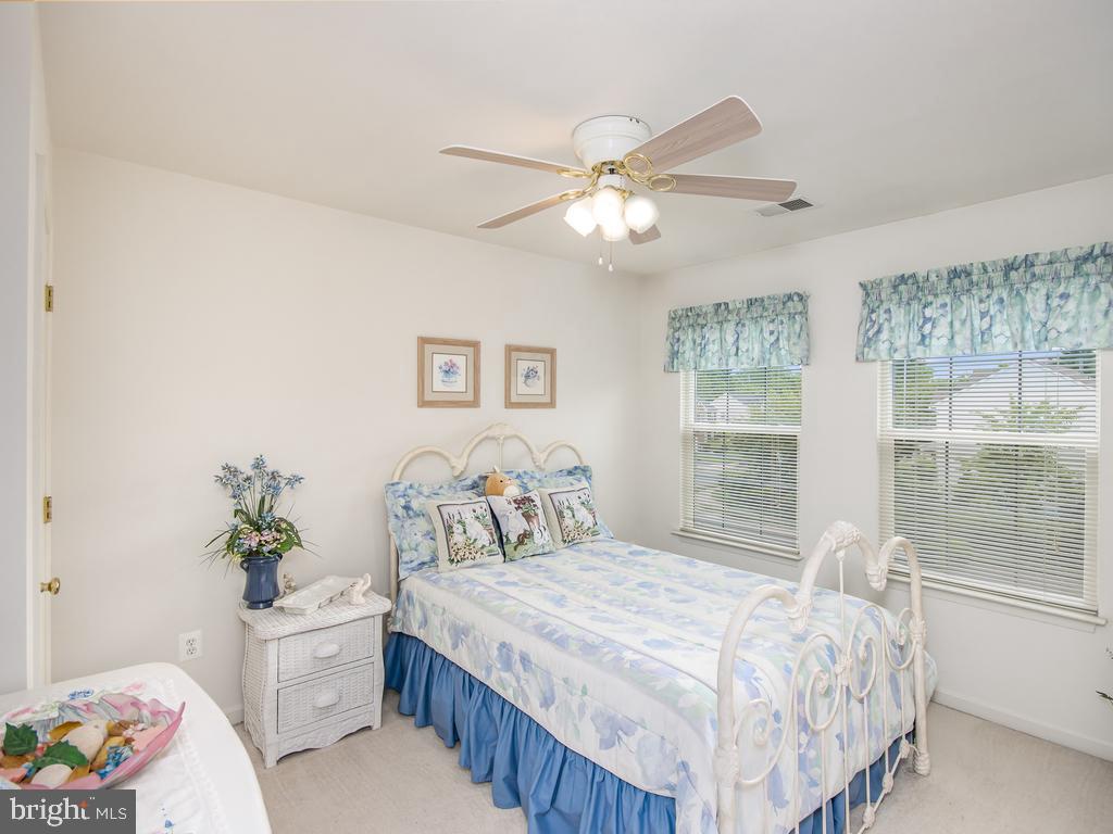 BLOOMS CROSSING - Residential