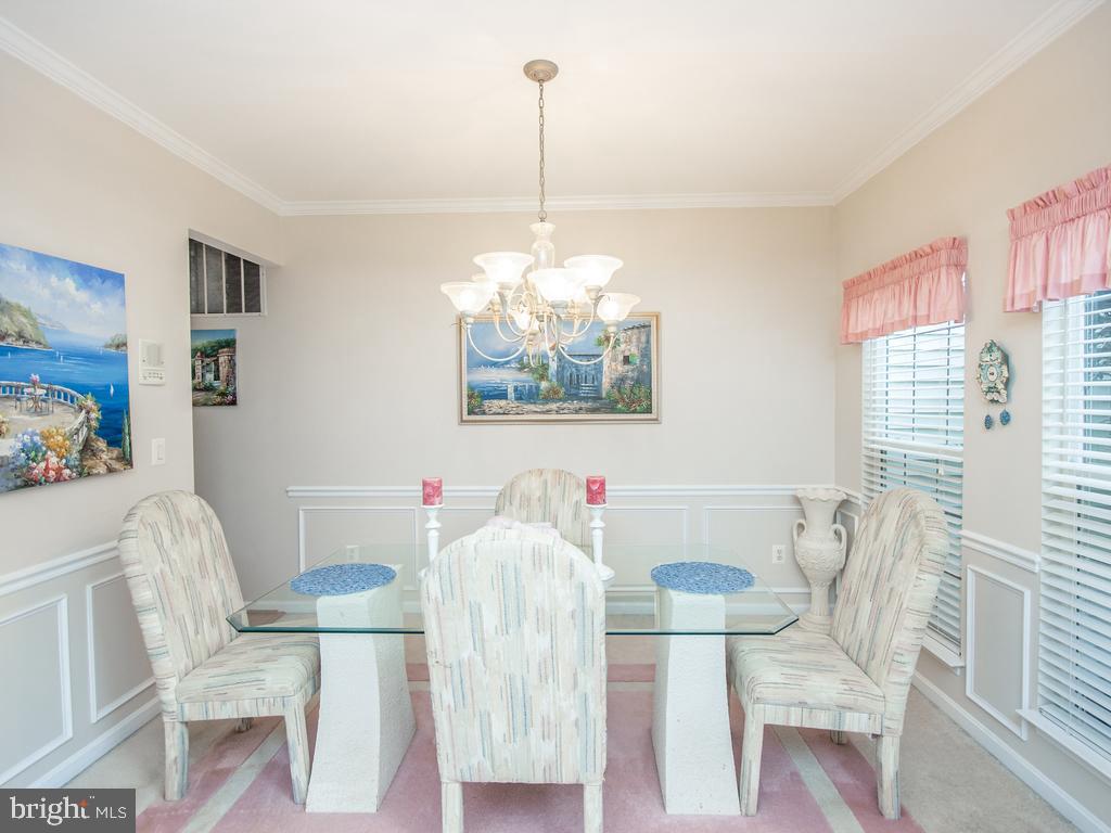 BLOOMS CROSSING - Residential