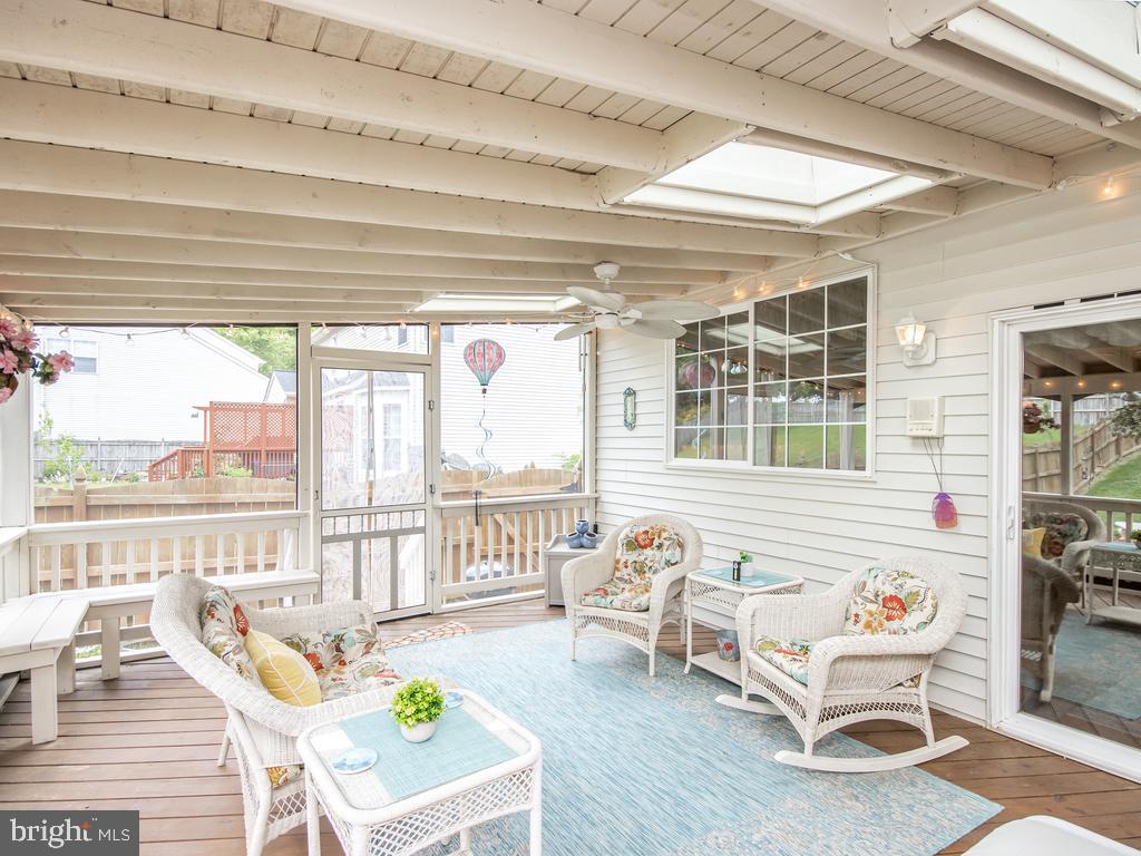 BLOOMS CROSSING - Residential