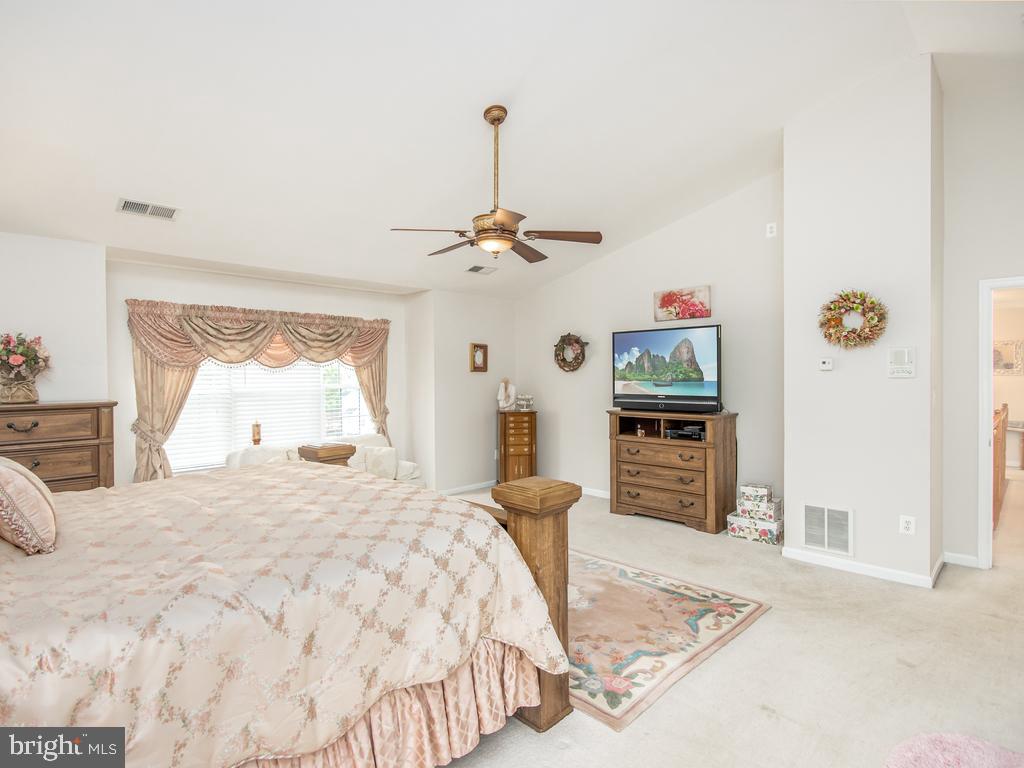 BLOOMS CROSSING - Residential