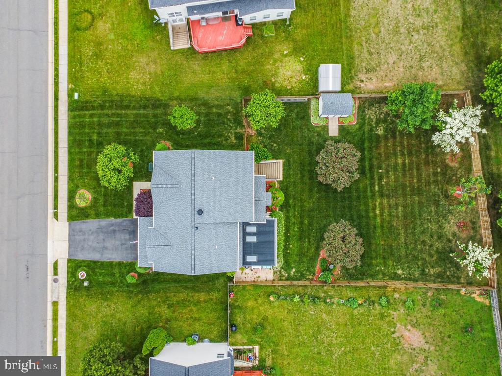 BLOOMS CROSSING - Residential