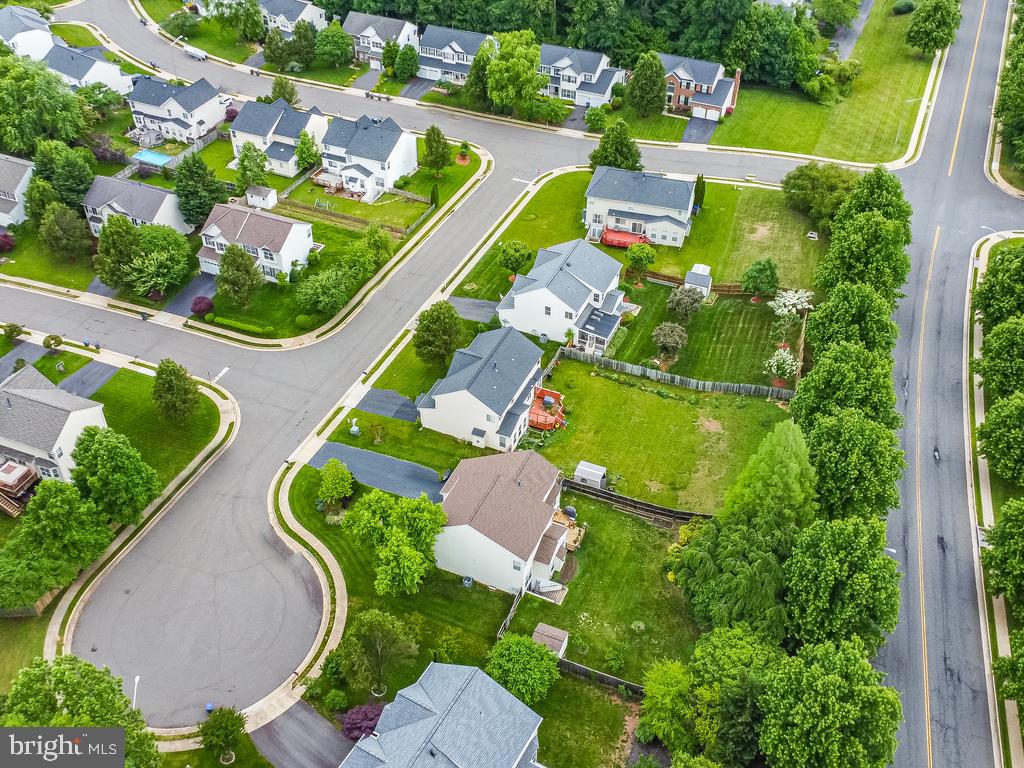 BLOOMS CROSSING - Residential