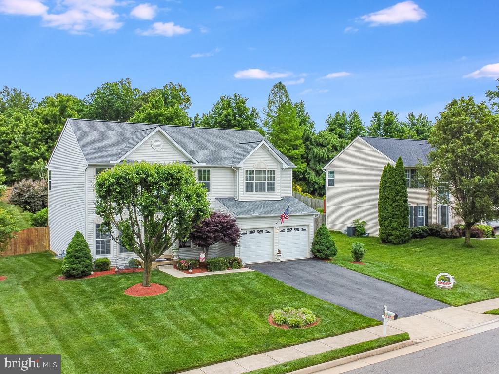 BLOOMS CROSSING - Residential