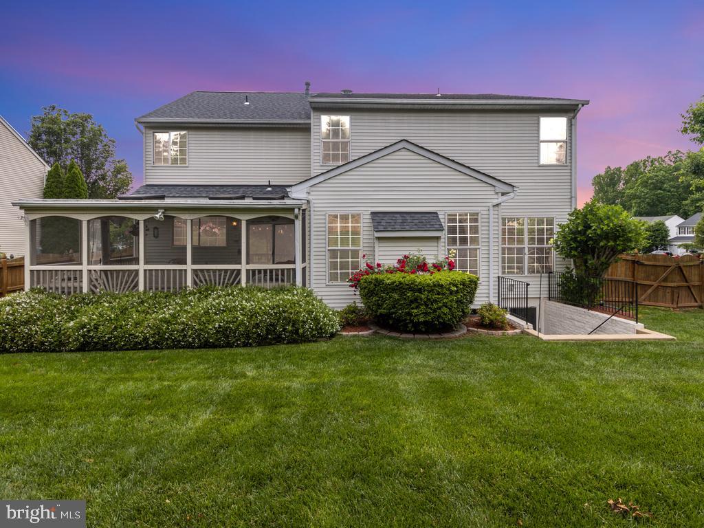 BLOOMS CROSSING - Residential