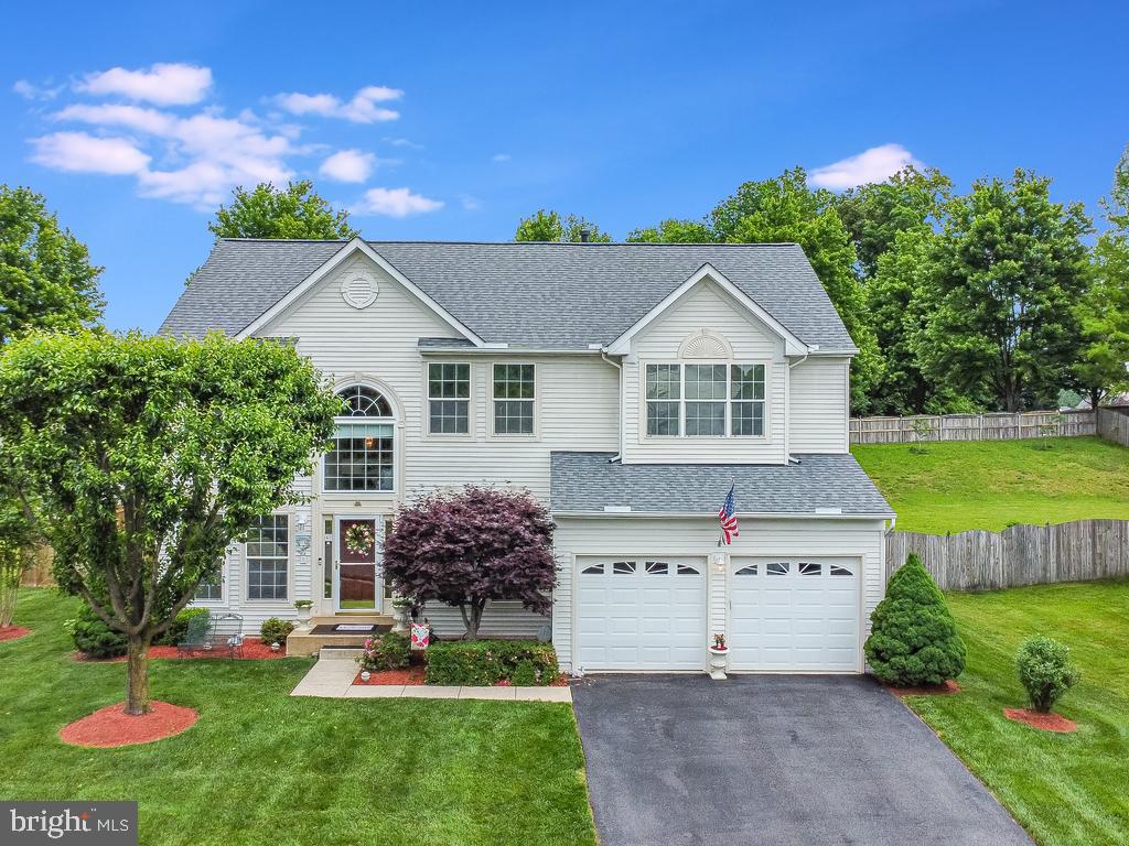 BLOOMS CROSSING - Residential