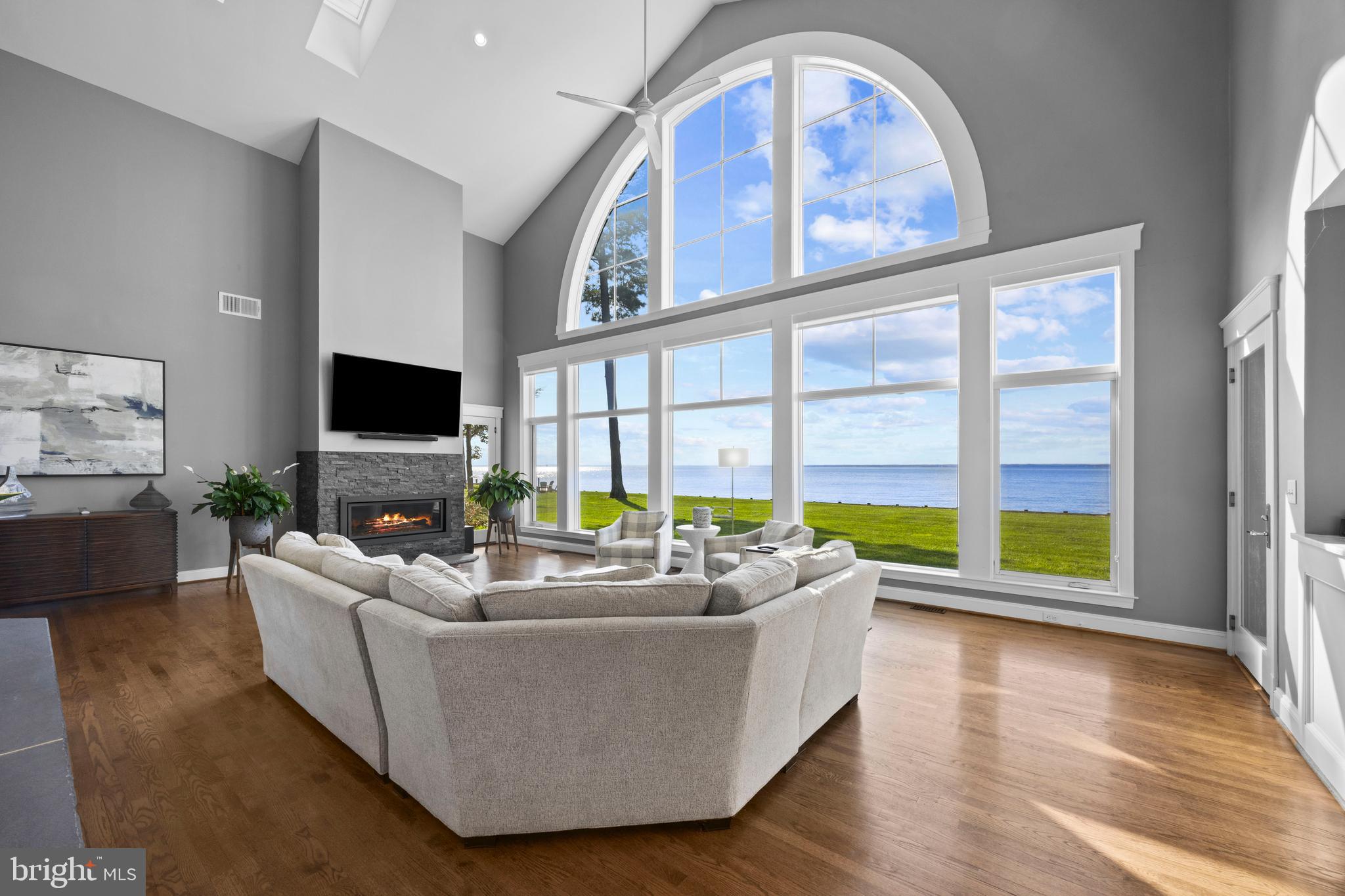 BLOODY POINT FARM - Residential