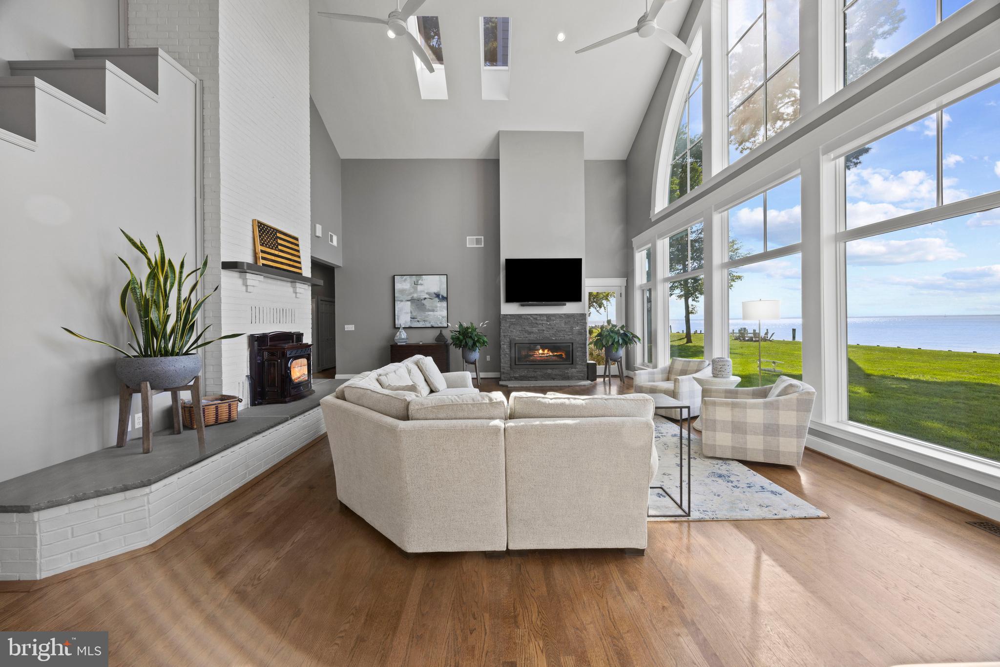 BLOODY POINT FARM - Residential