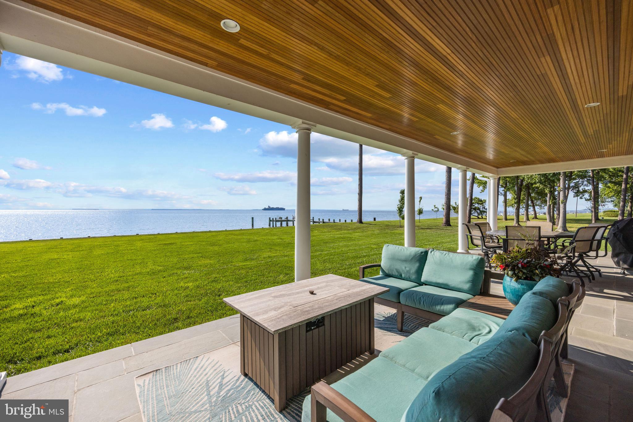 BLOODY POINT FARM - Residential