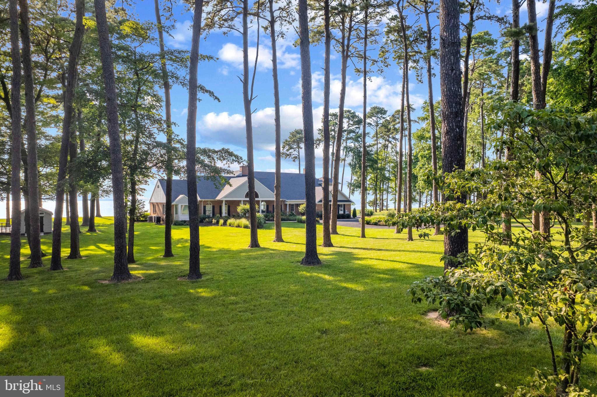 BLOODY POINT FARM - Residential