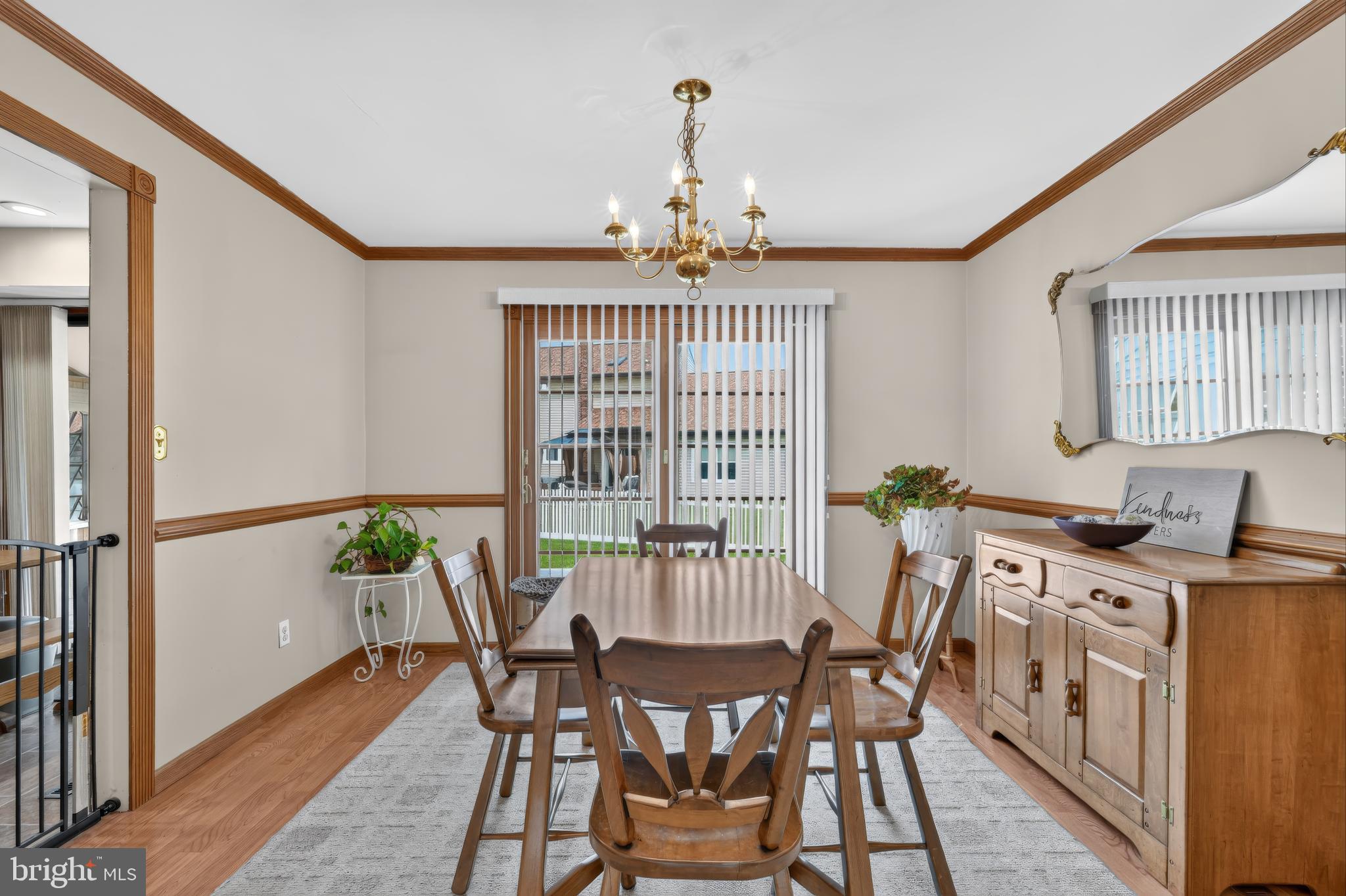 2200 W SAINT JOSEPH STREET