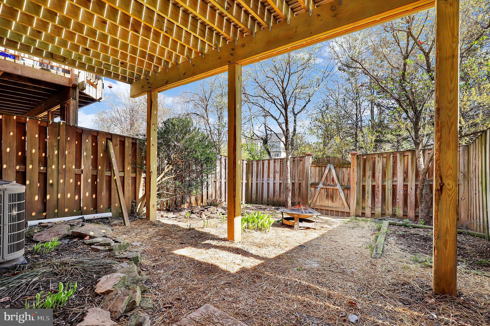 SPRING RIDGE - Residential