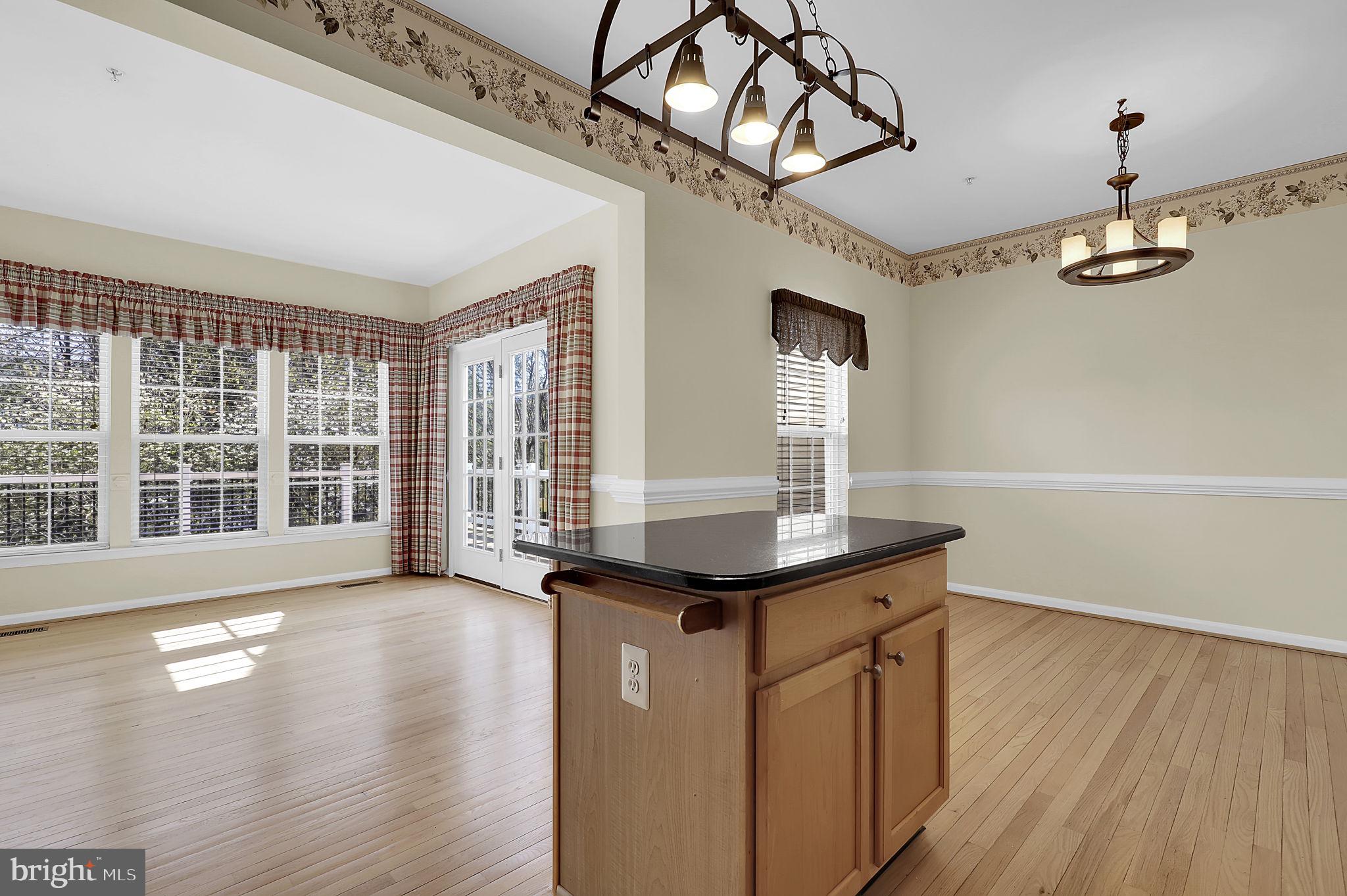 SPRING RIDGE - Residential