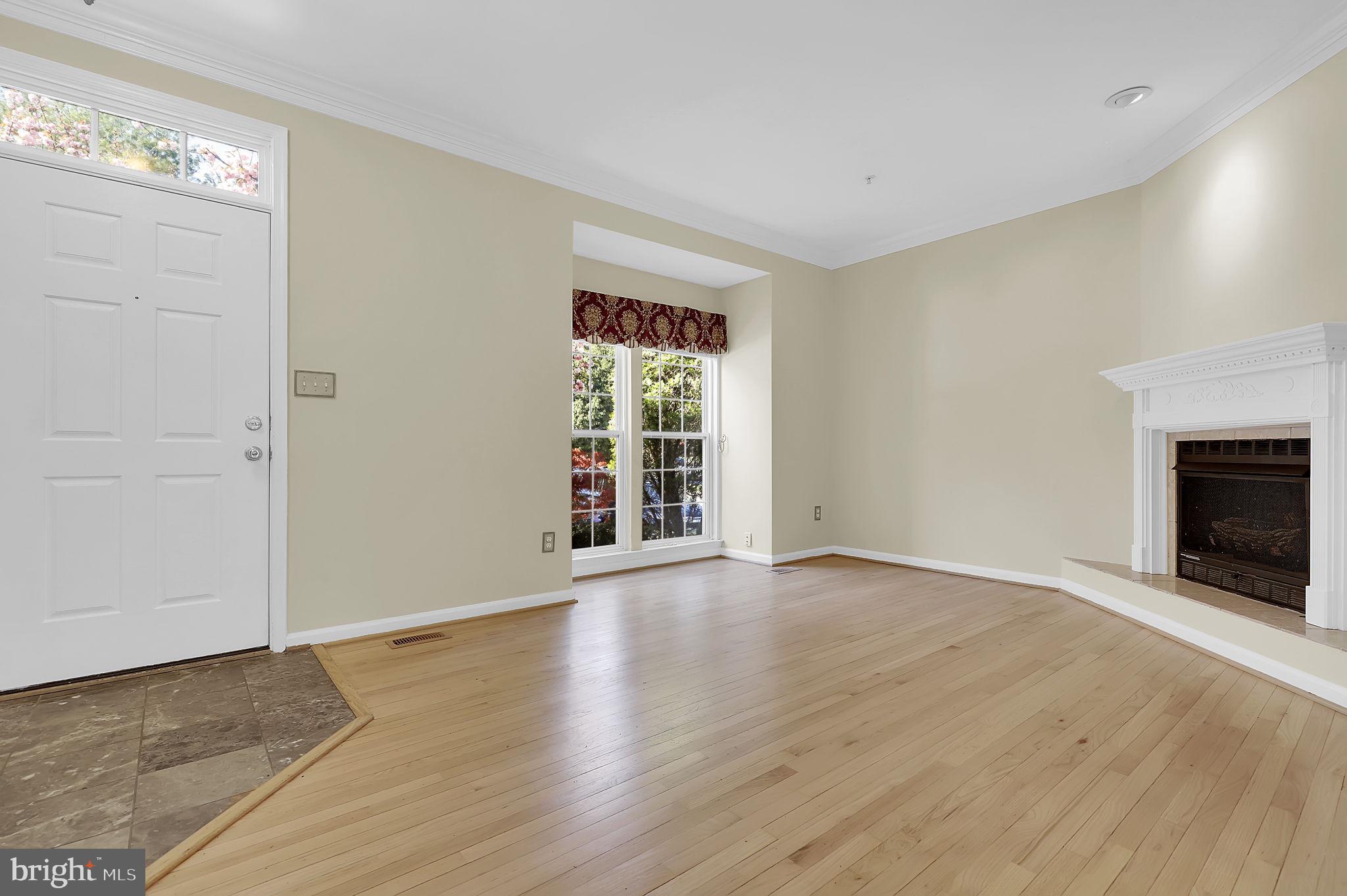 SPRING RIDGE - Residential