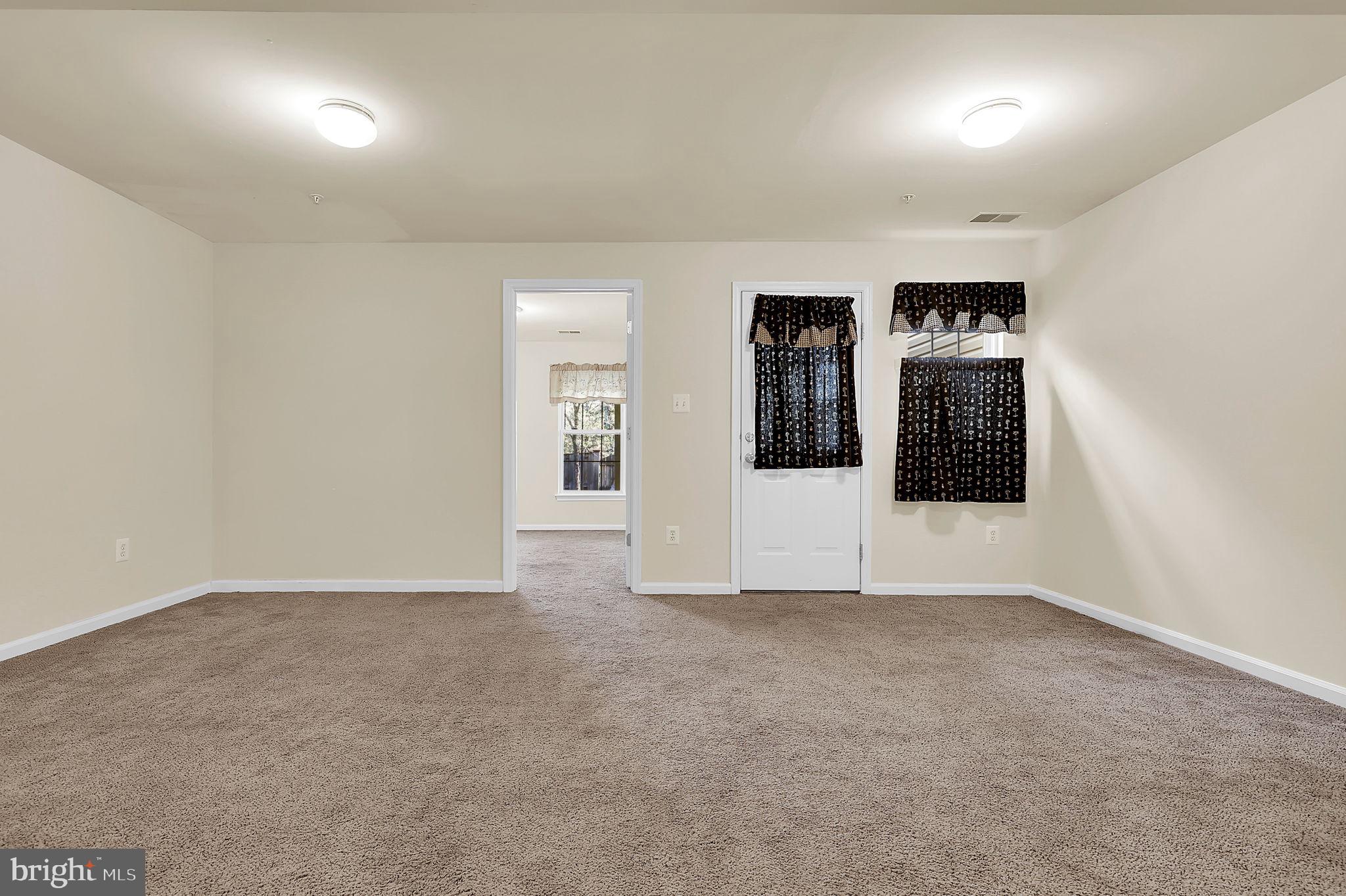 SPRING RIDGE - Residential