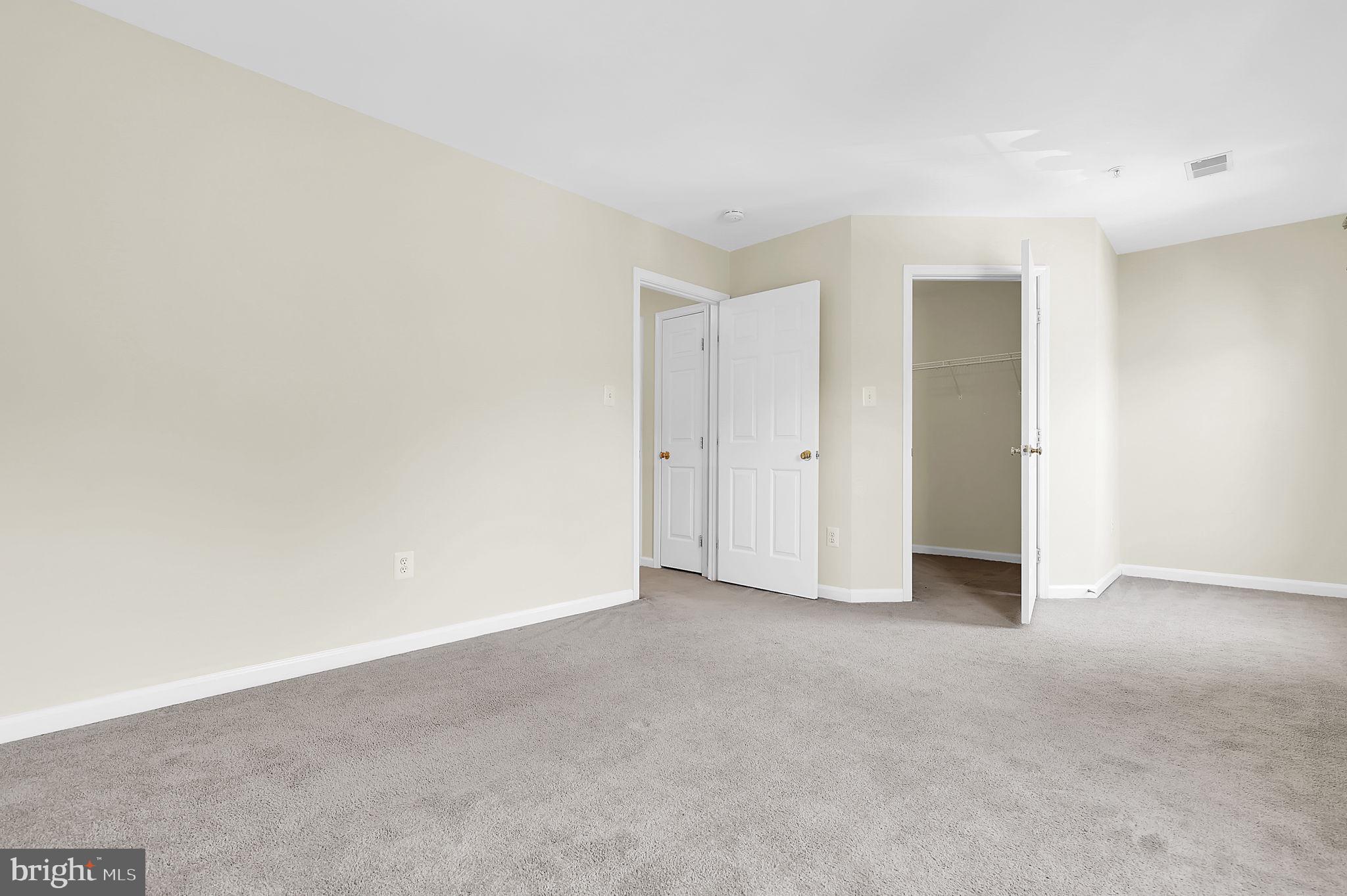 SPRING RIDGE - Residential