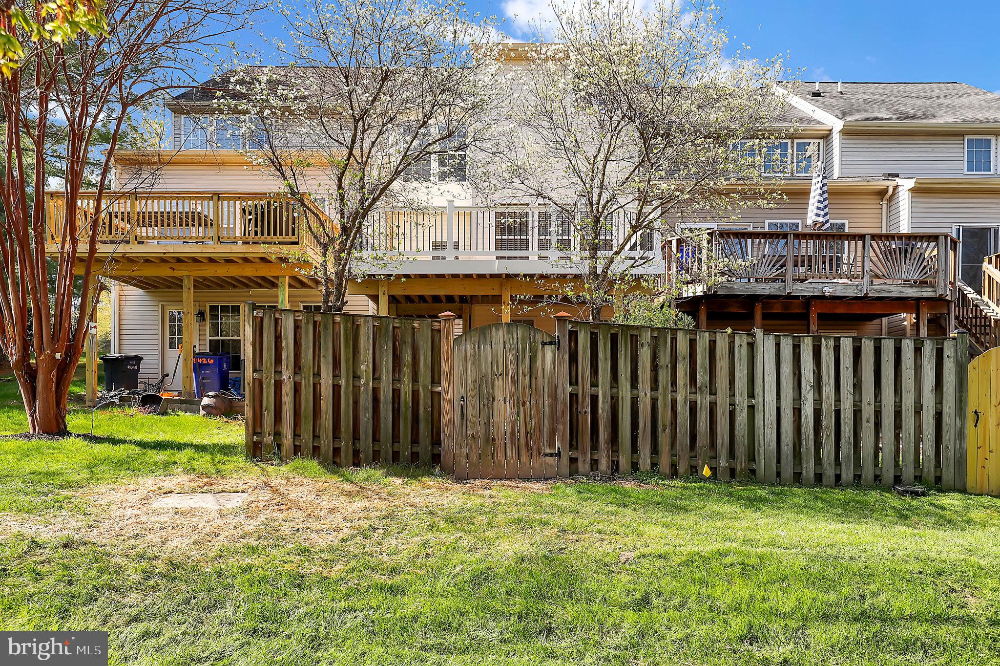 SPRING RIDGE - Residential