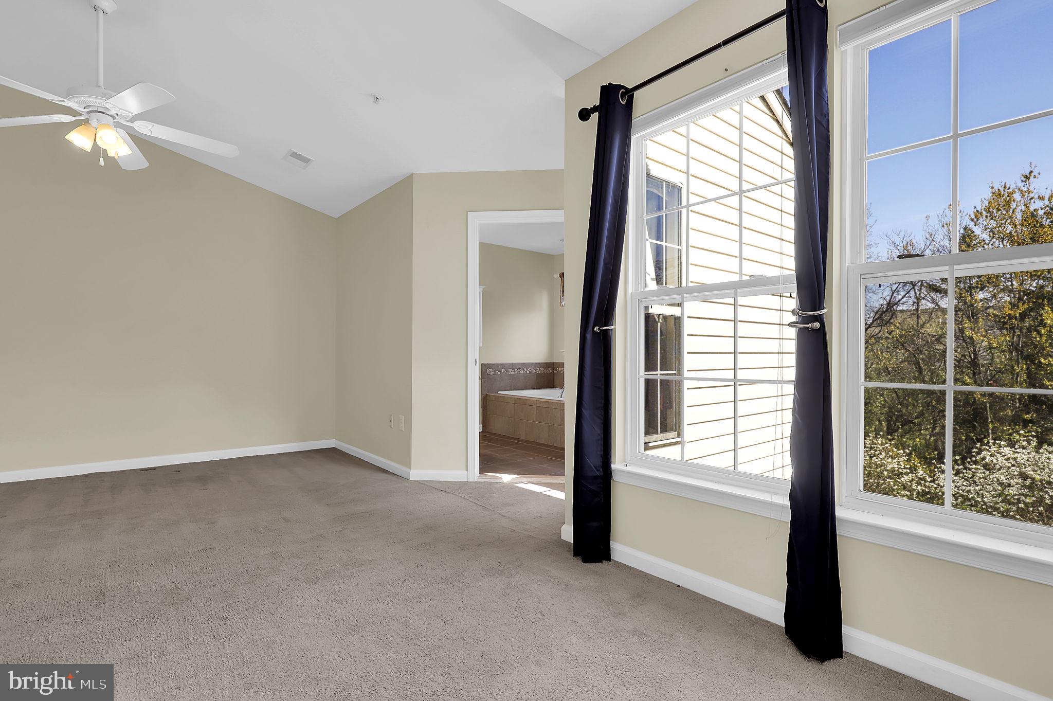 SPRING RIDGE - Residential