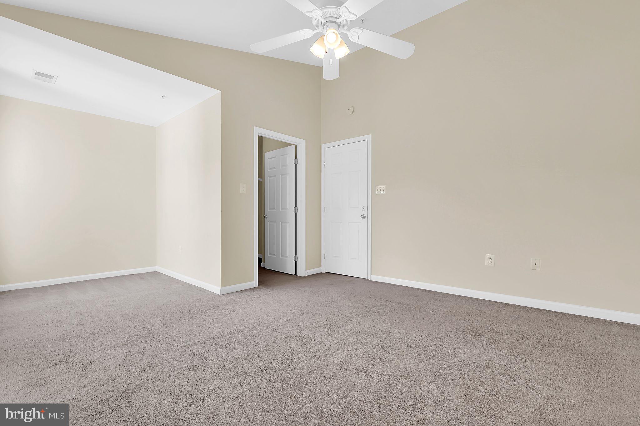 SPRING RIDGE - Residential