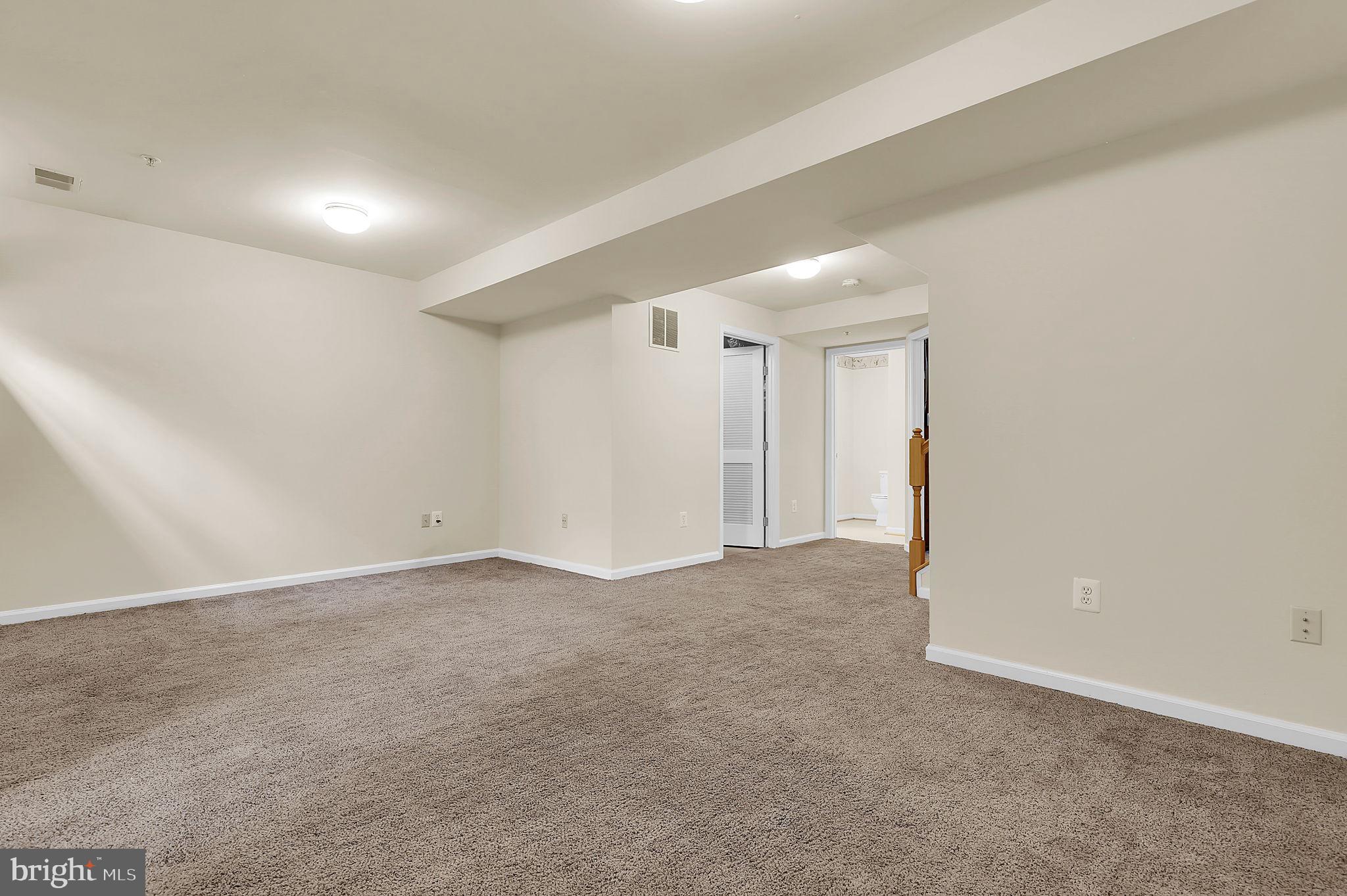 SPRING RIDGE - Residential