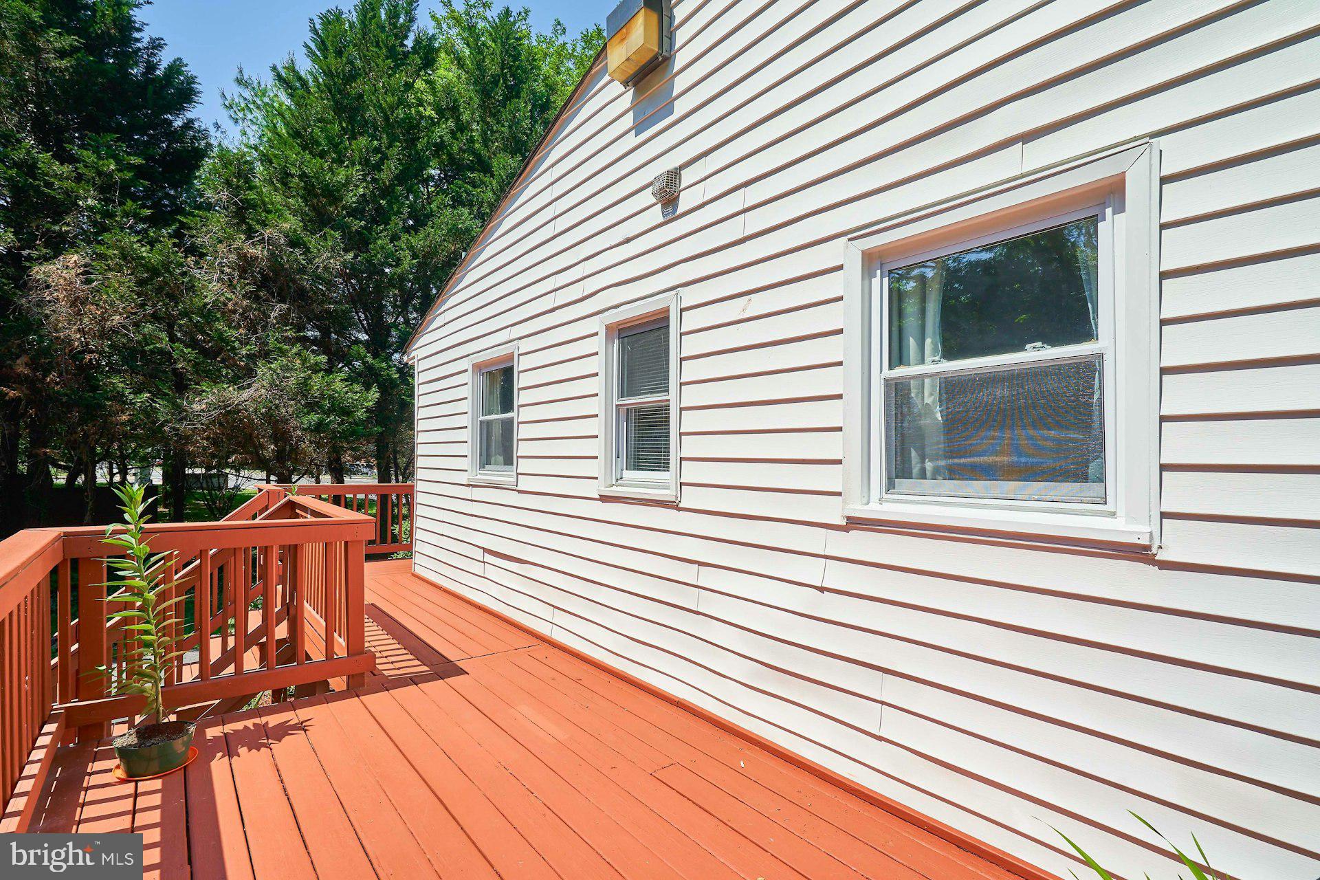 FALLS CHURCH - Residential