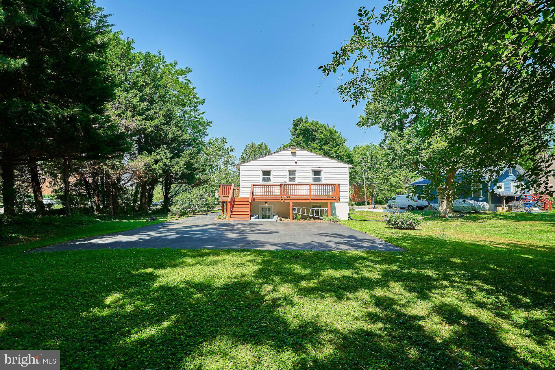 FALLS CHURCH - Residential