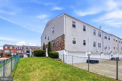 Multifamily For Sale - 10751 E Keswick Road<br/> PHILADELPHIA, PA 19154