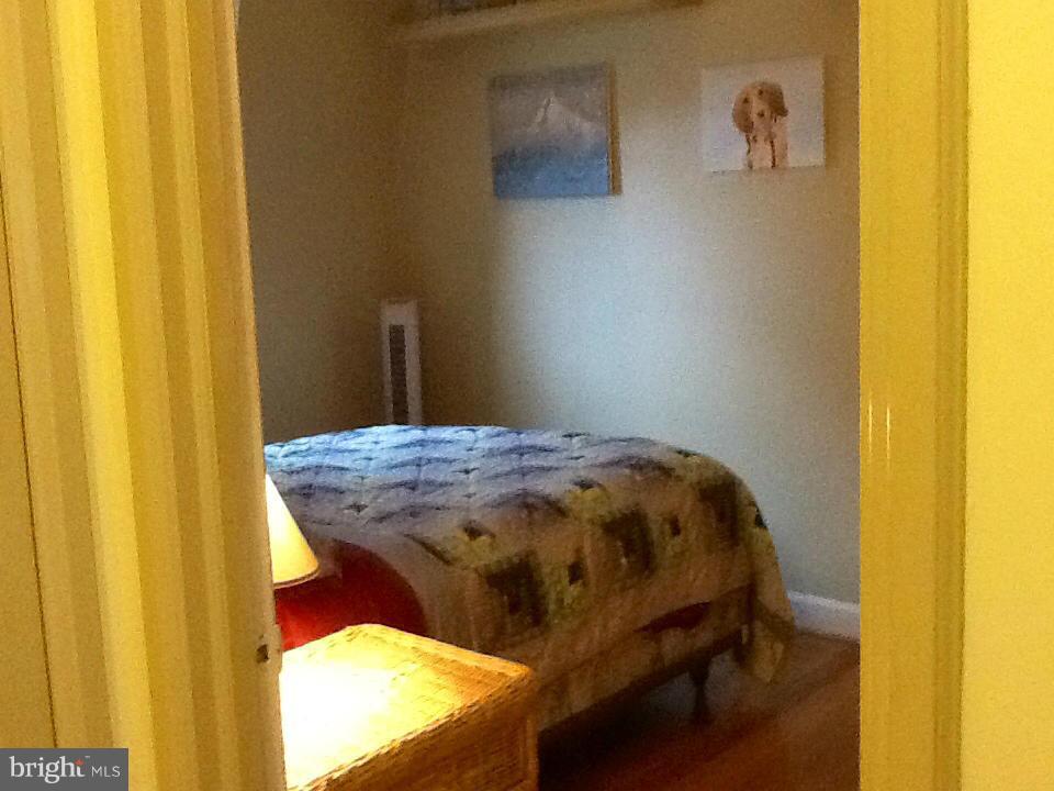 FAIRLINGTON MEWS - Residential Lease