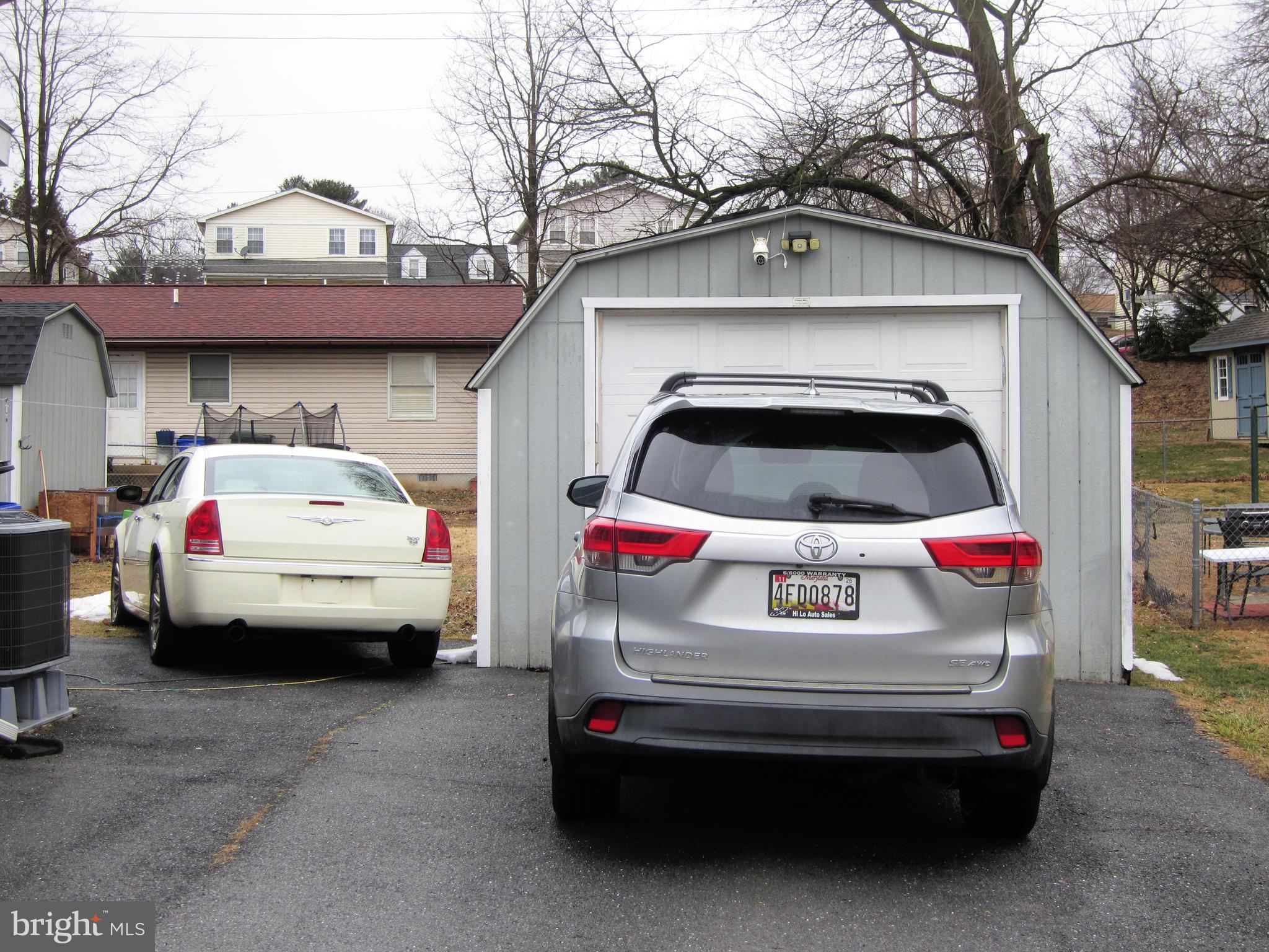 HAGERSTOWN - Residential