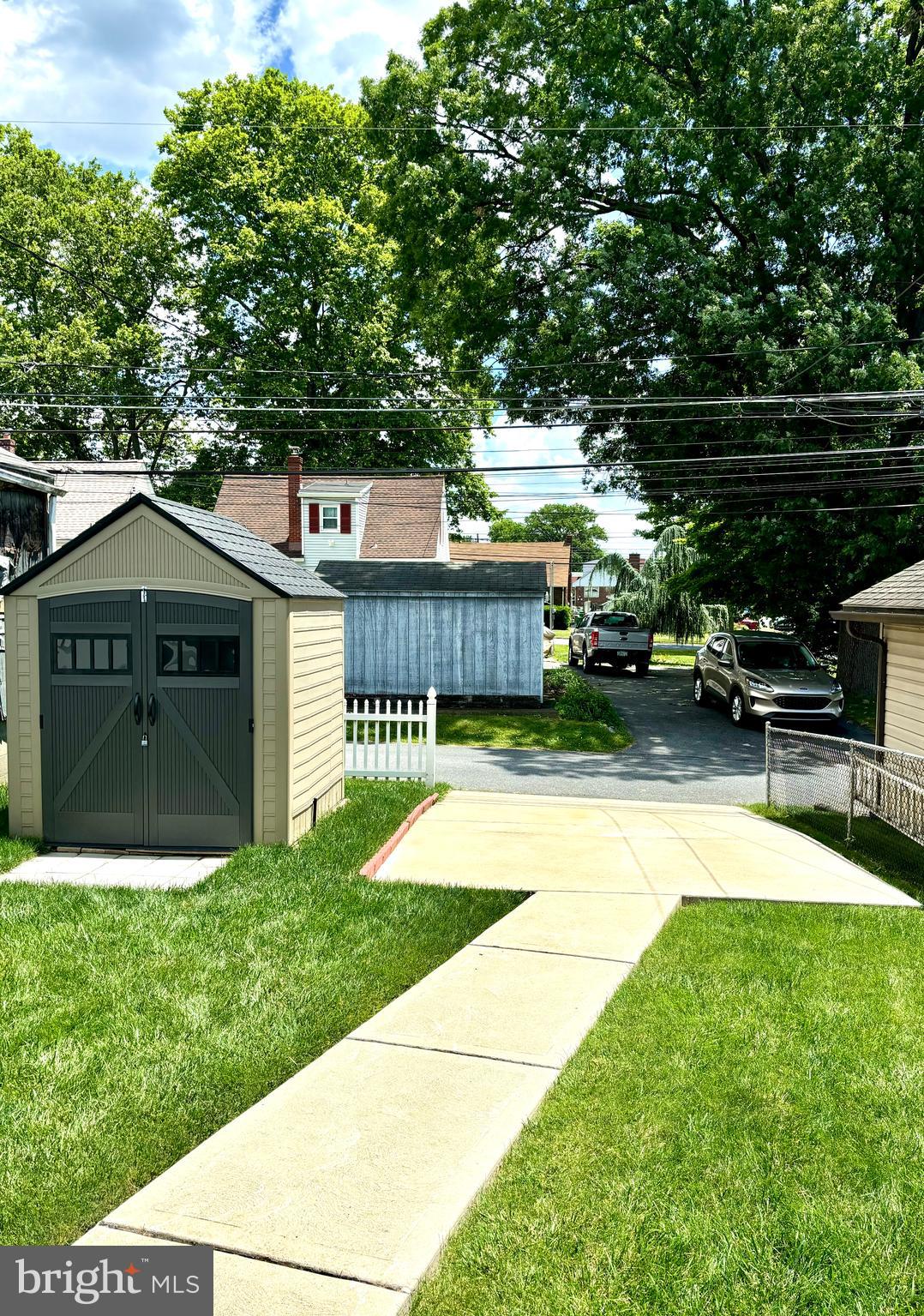 ALLENTOWN - Residential