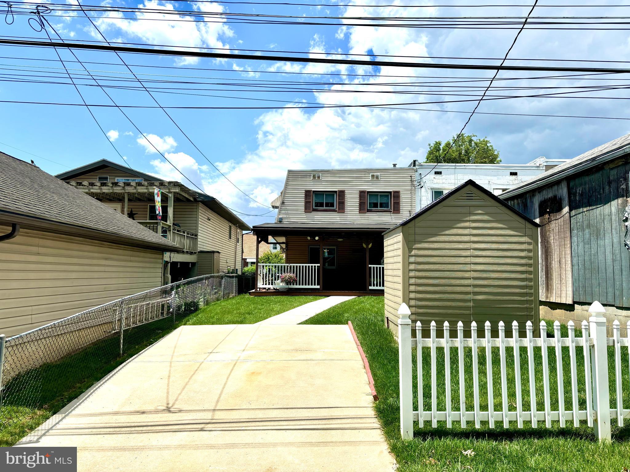 ALLENTOWN - Residential