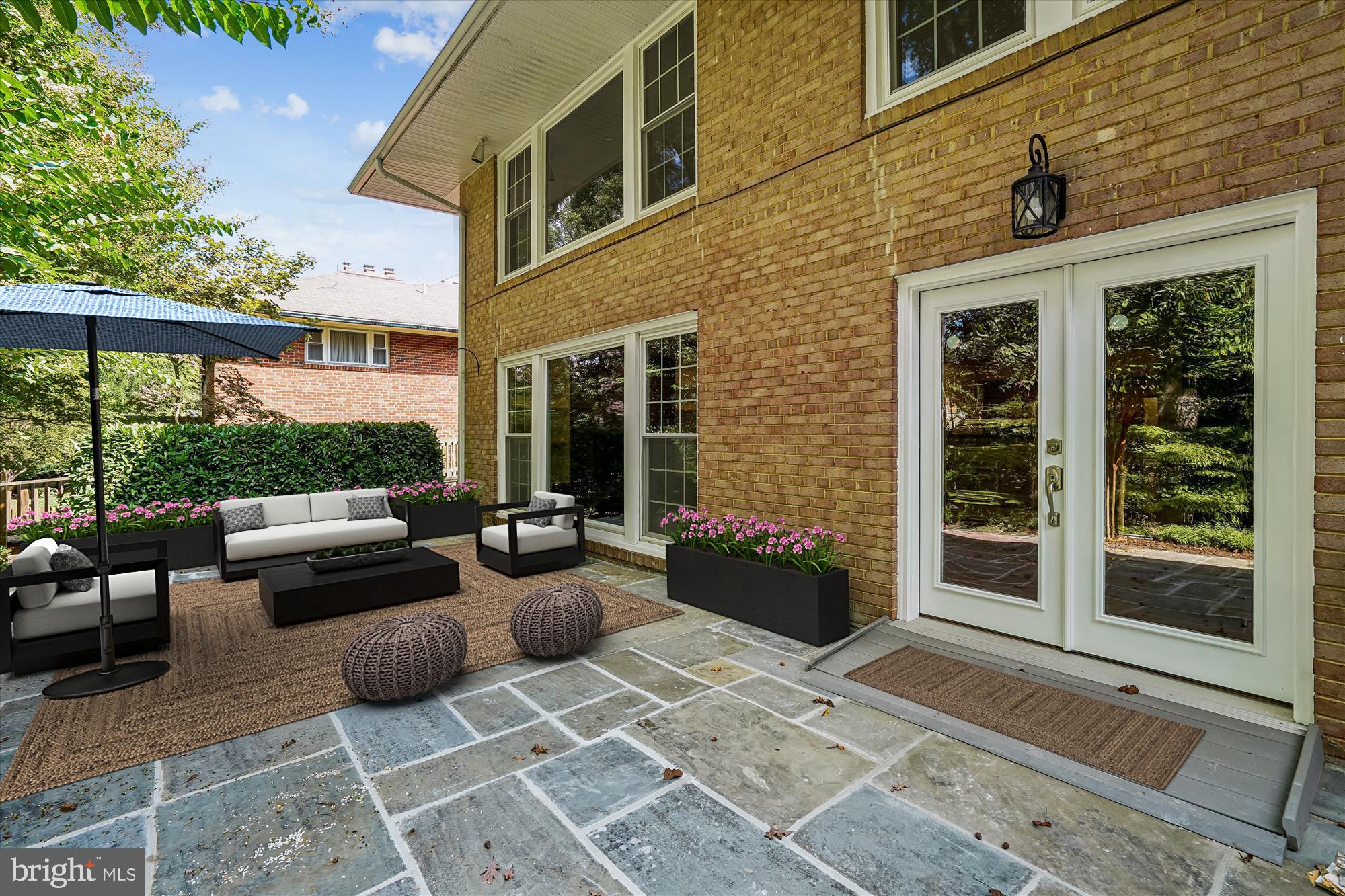 DUNLOP HILLS - Residential