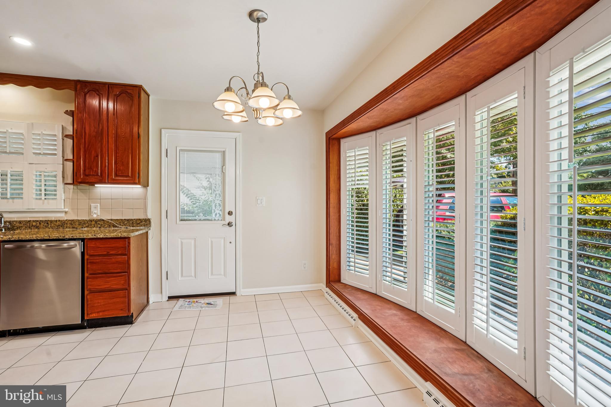 DUNLOP HILLS - Residential