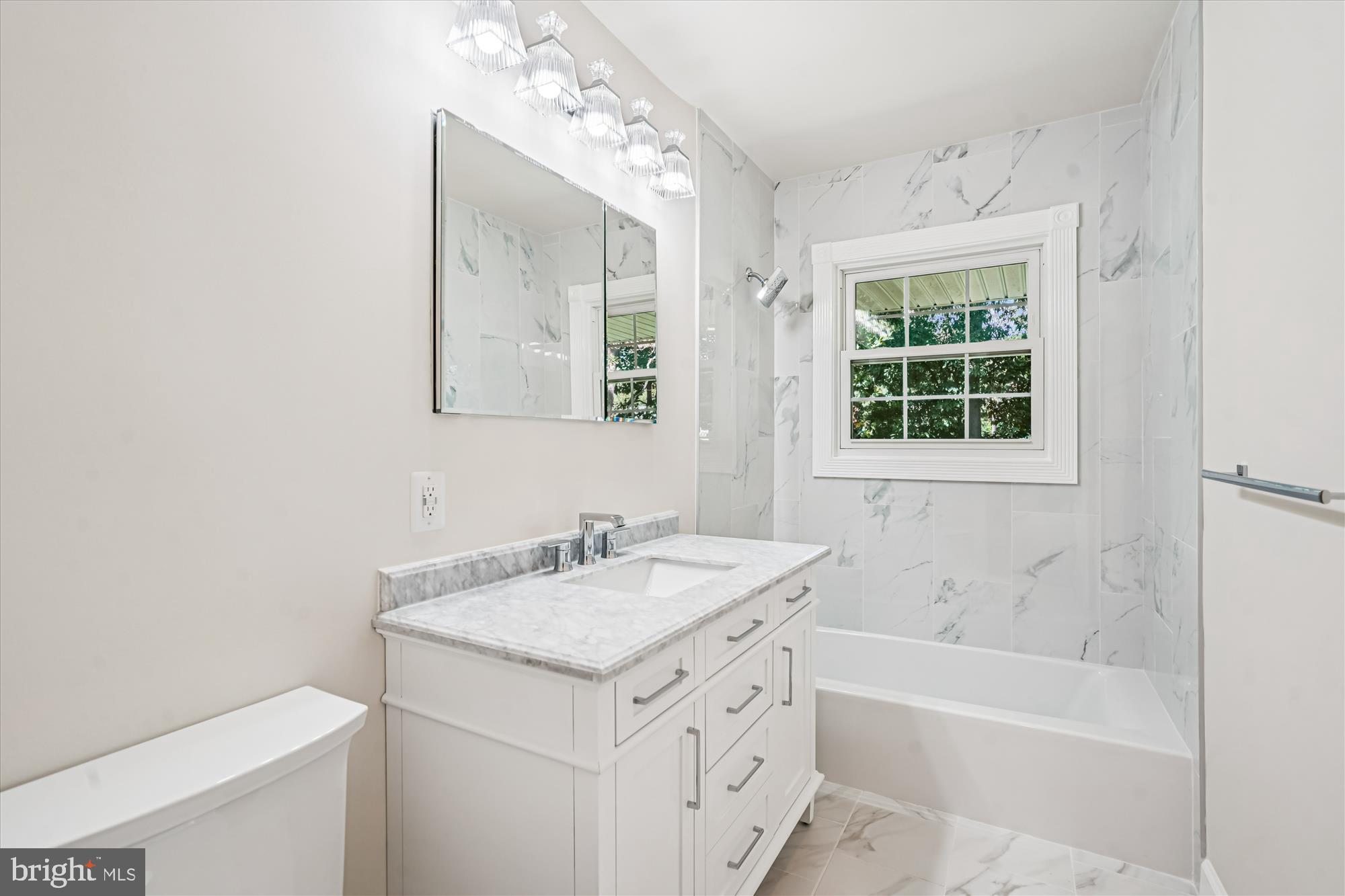 DUNLOP HILLS - Residential