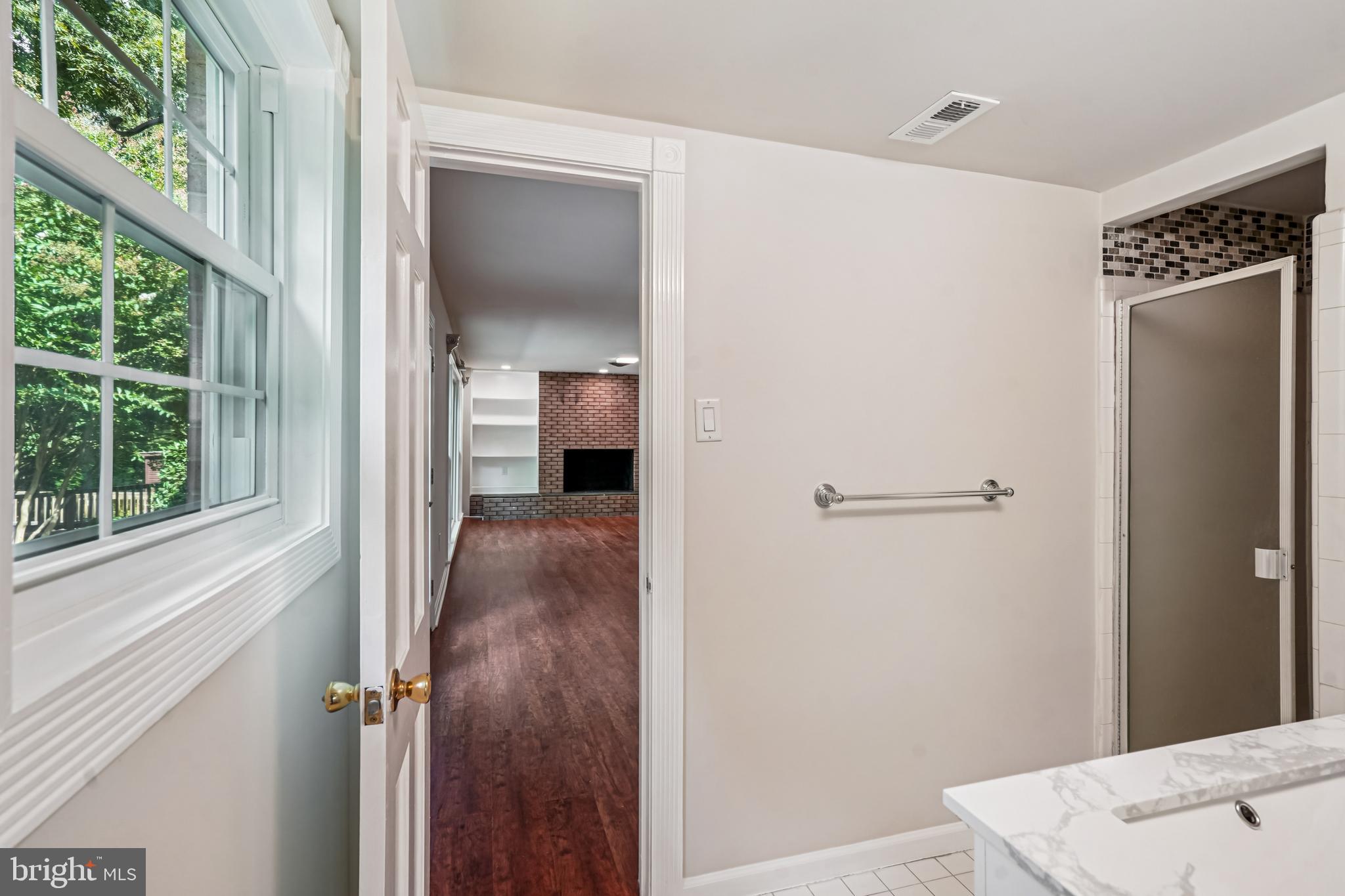 DUNLOP HILLS - Residential