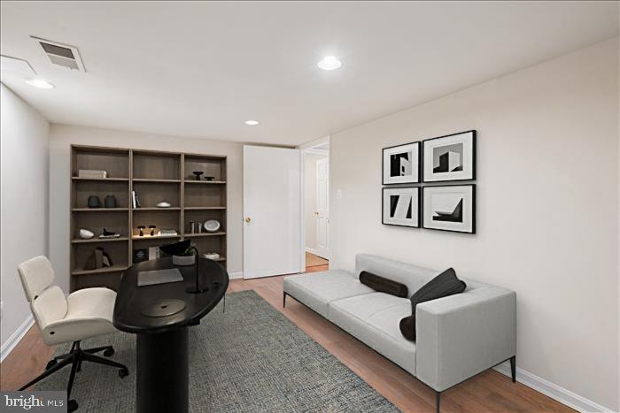 DUNLOP HILLS - Residential