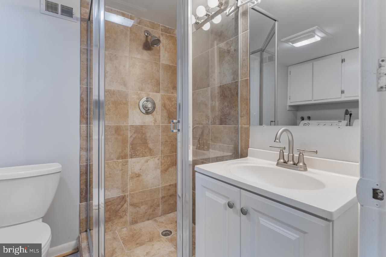 FAIRLINGTON GLEN - Residential