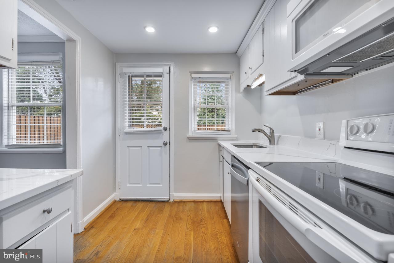 FAIRLINGTON GLEN - Residential