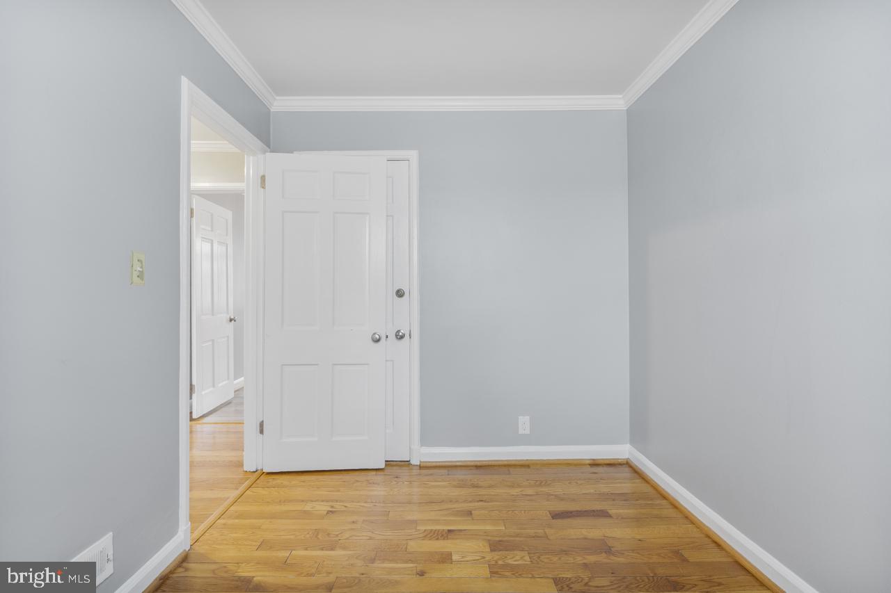 FAIRLINGTON GLEN - Residential