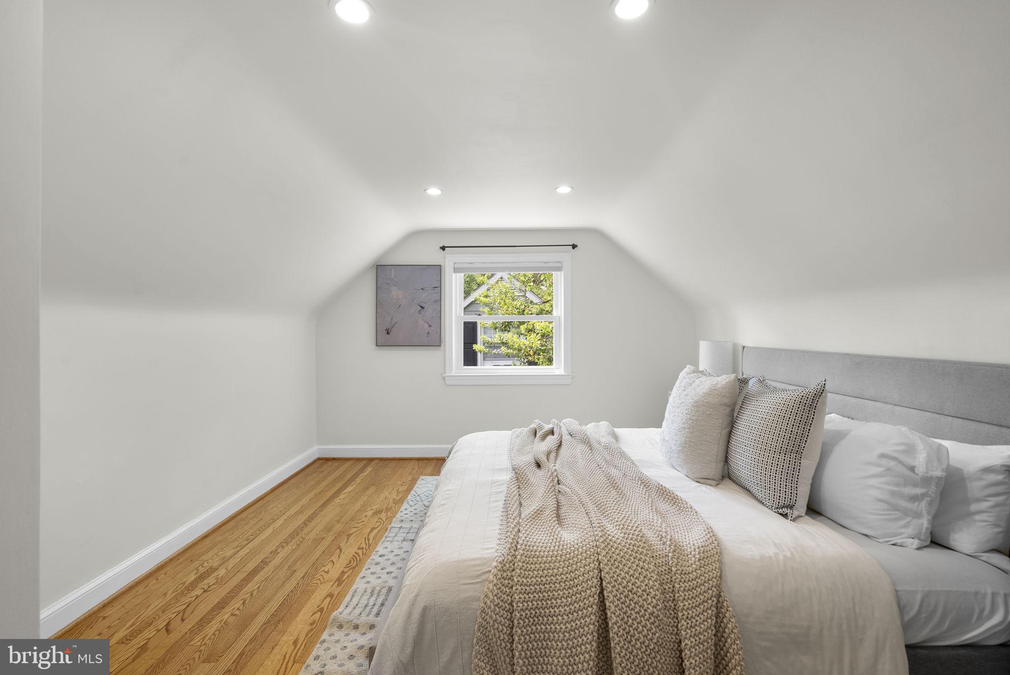 WOODMOOR - Residential