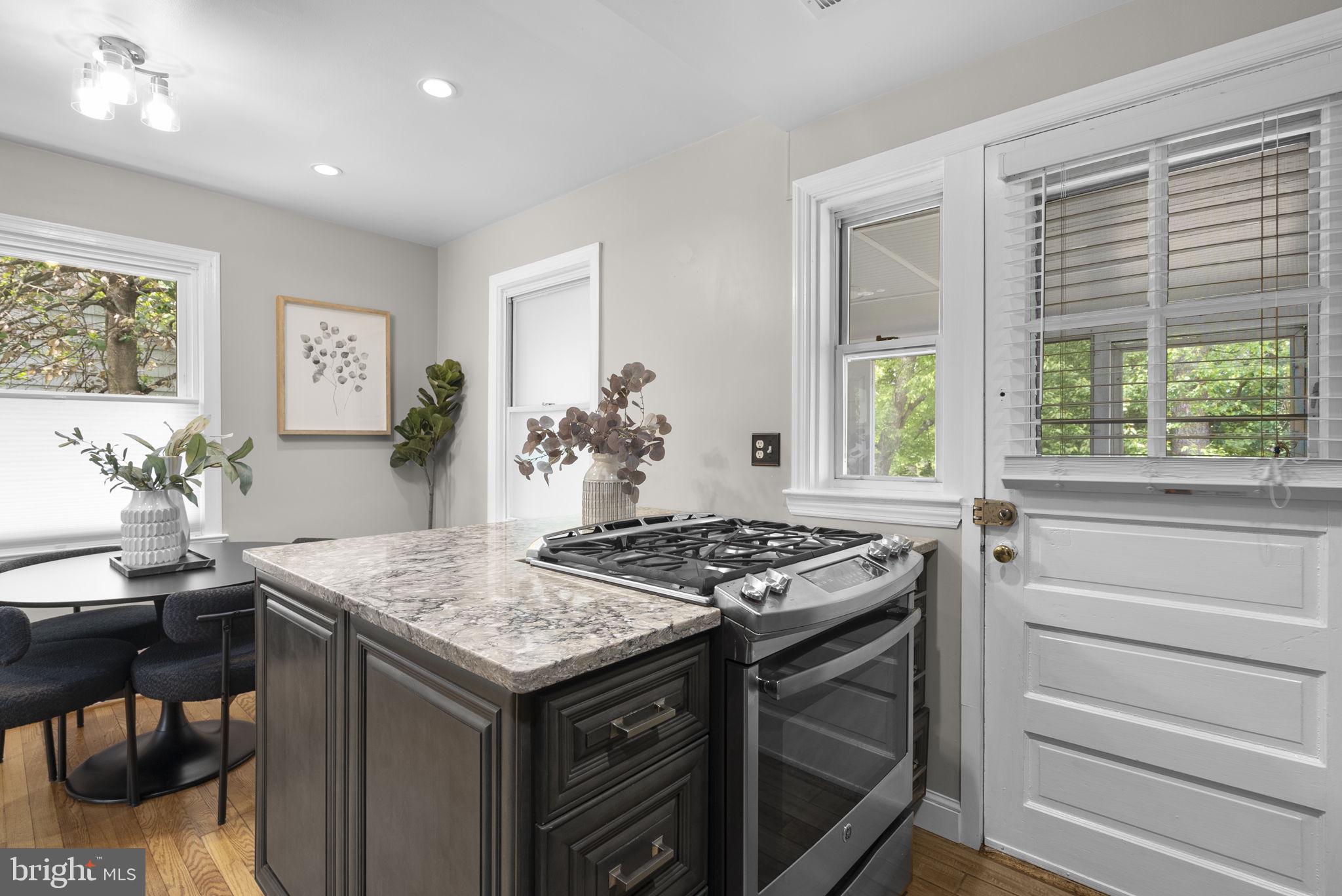 WOODMOOR - Residential