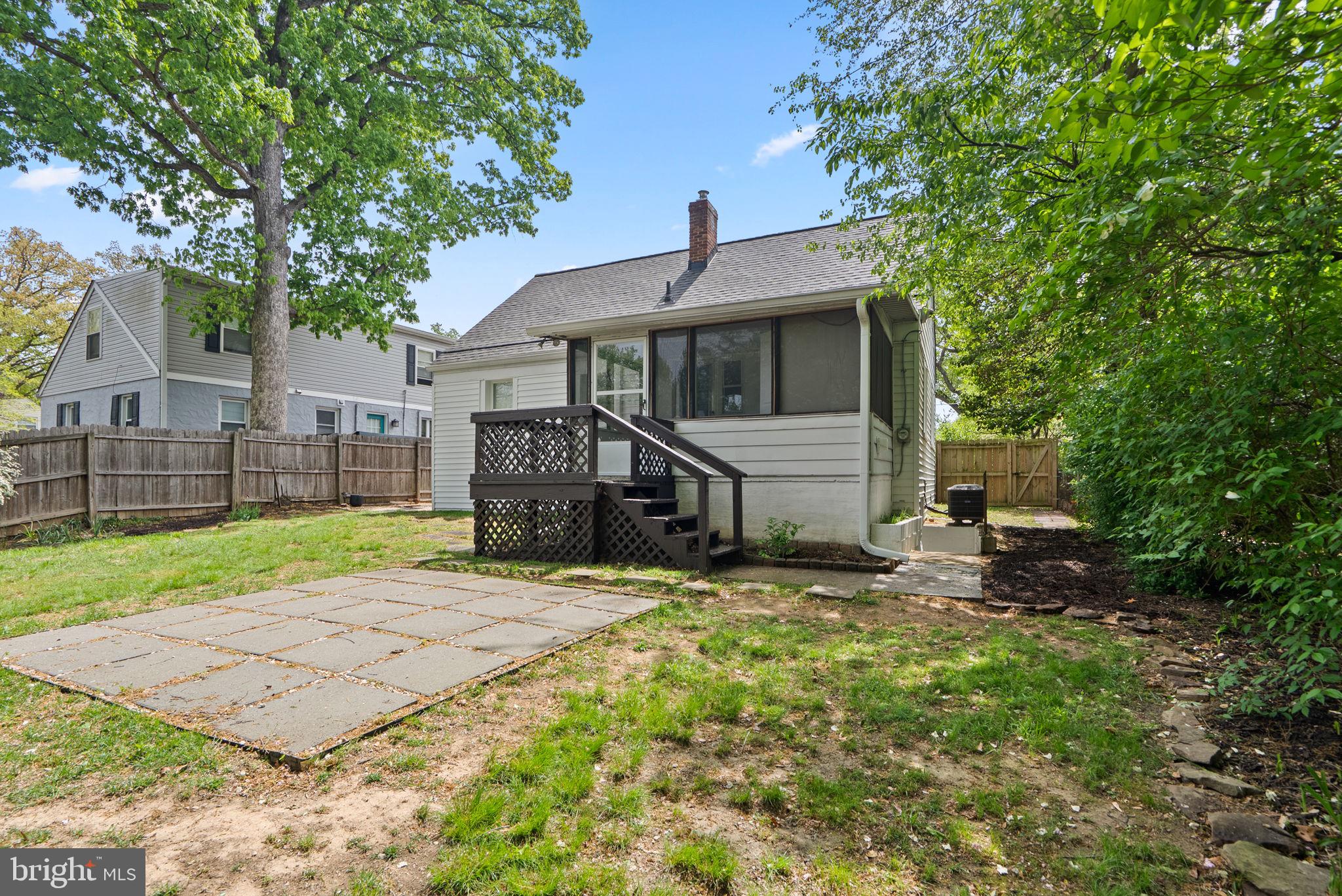 WOODMOOR - Residential
