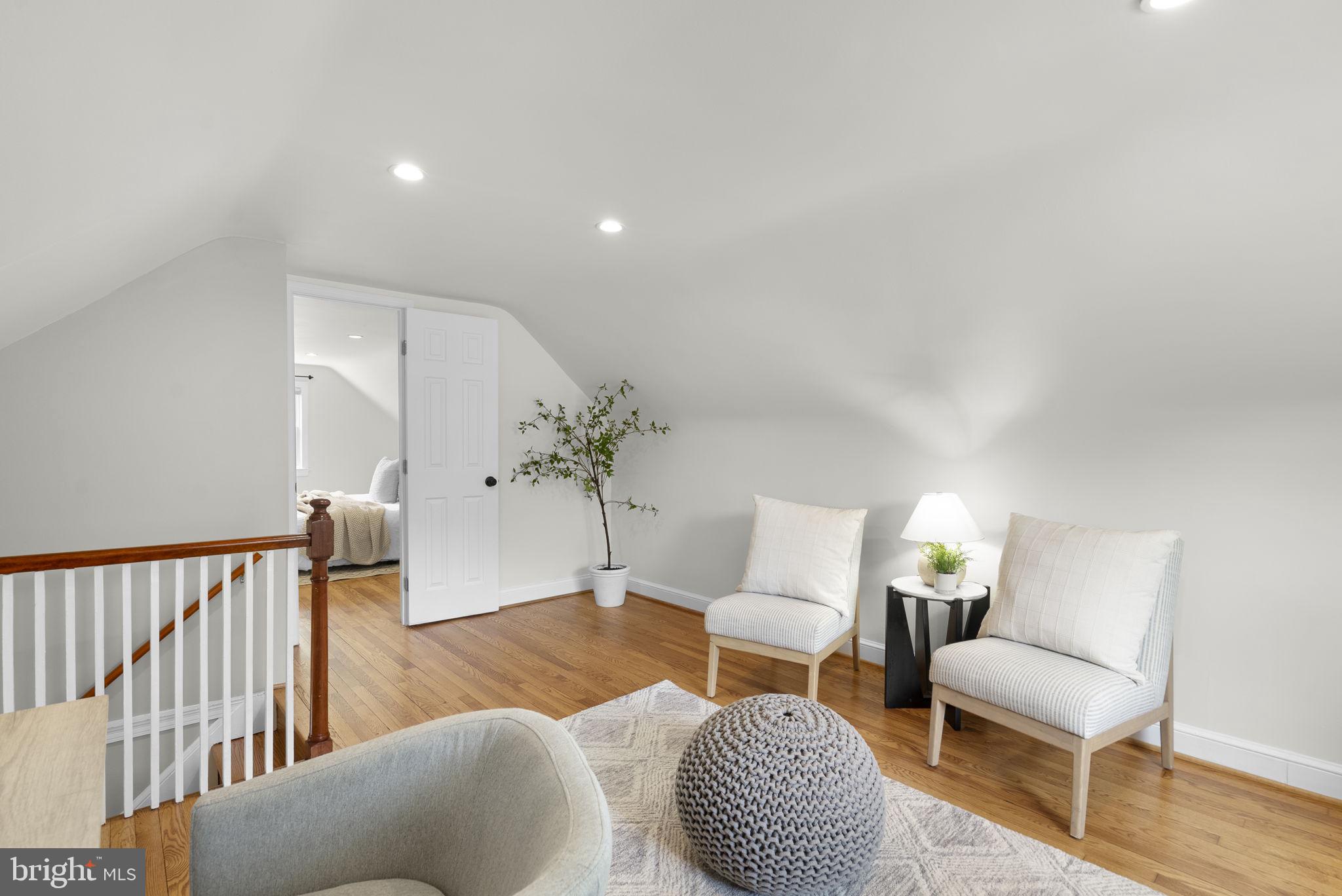 WOODMOOR - Residential