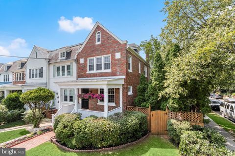 3822 BENTON STREET NW WASHINGTON DC 20007