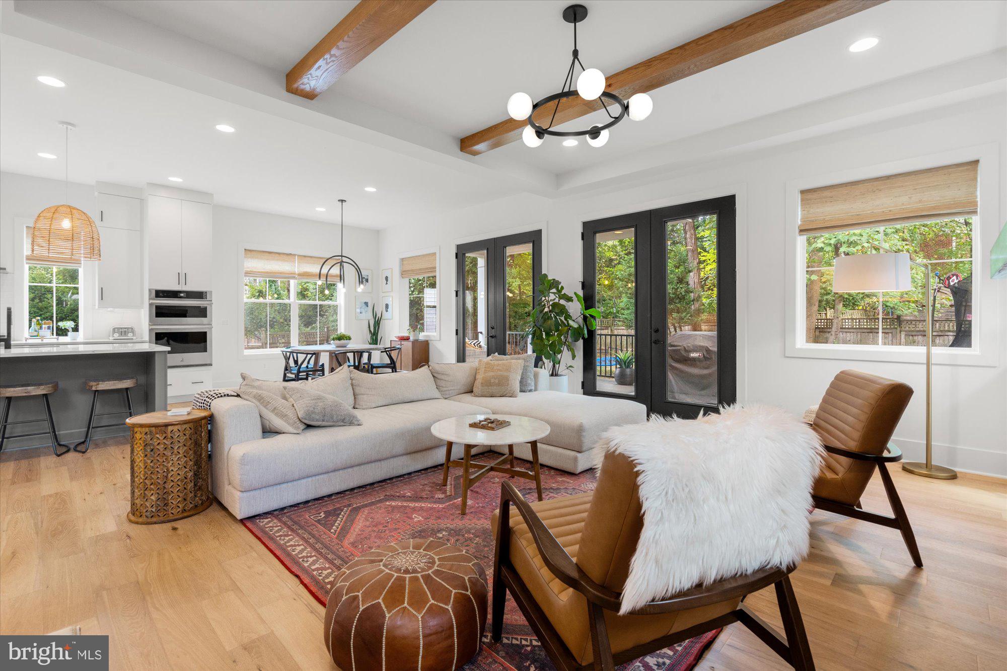 YORKTOWN - Residential